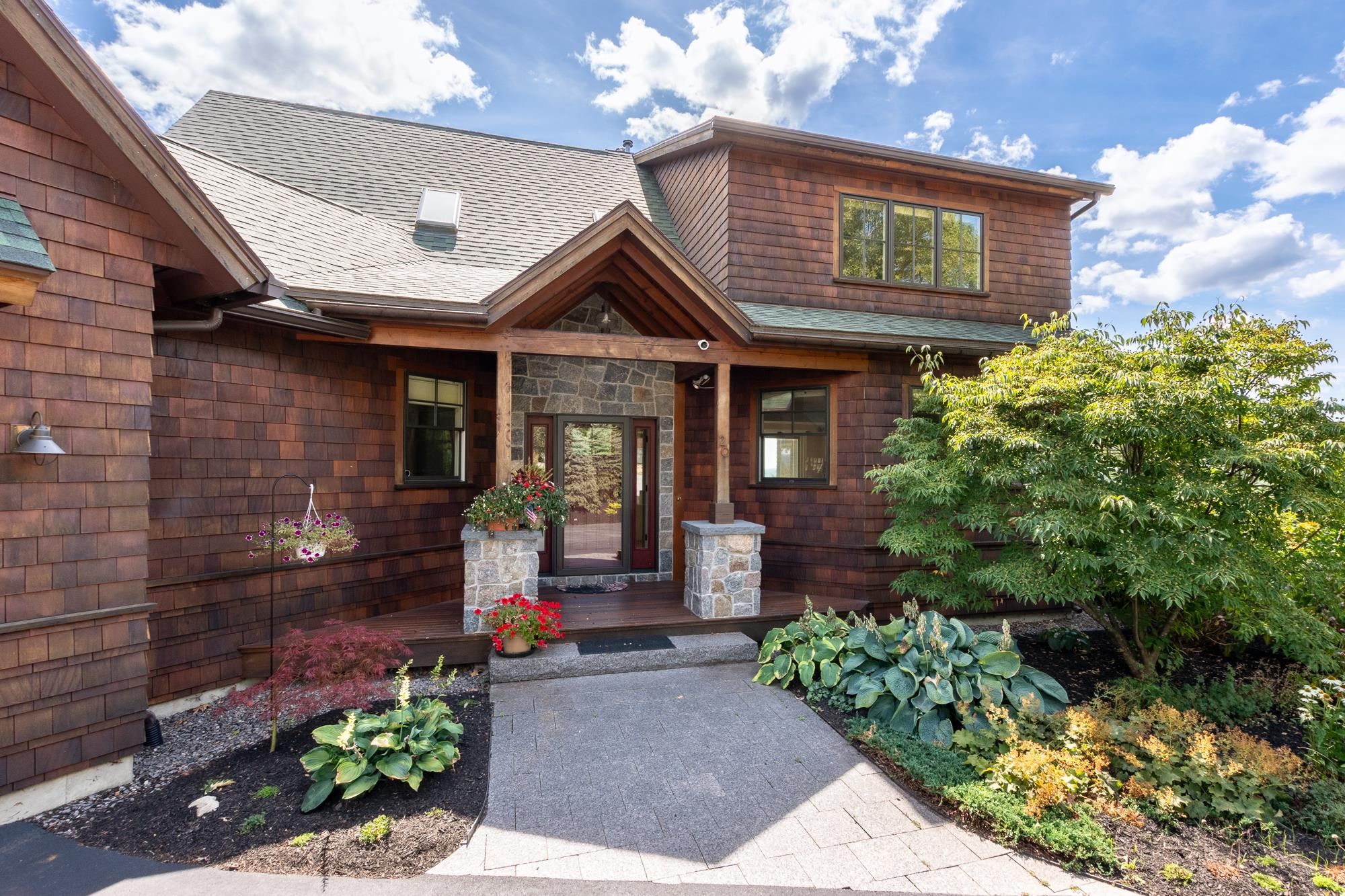 property viewer photo 6