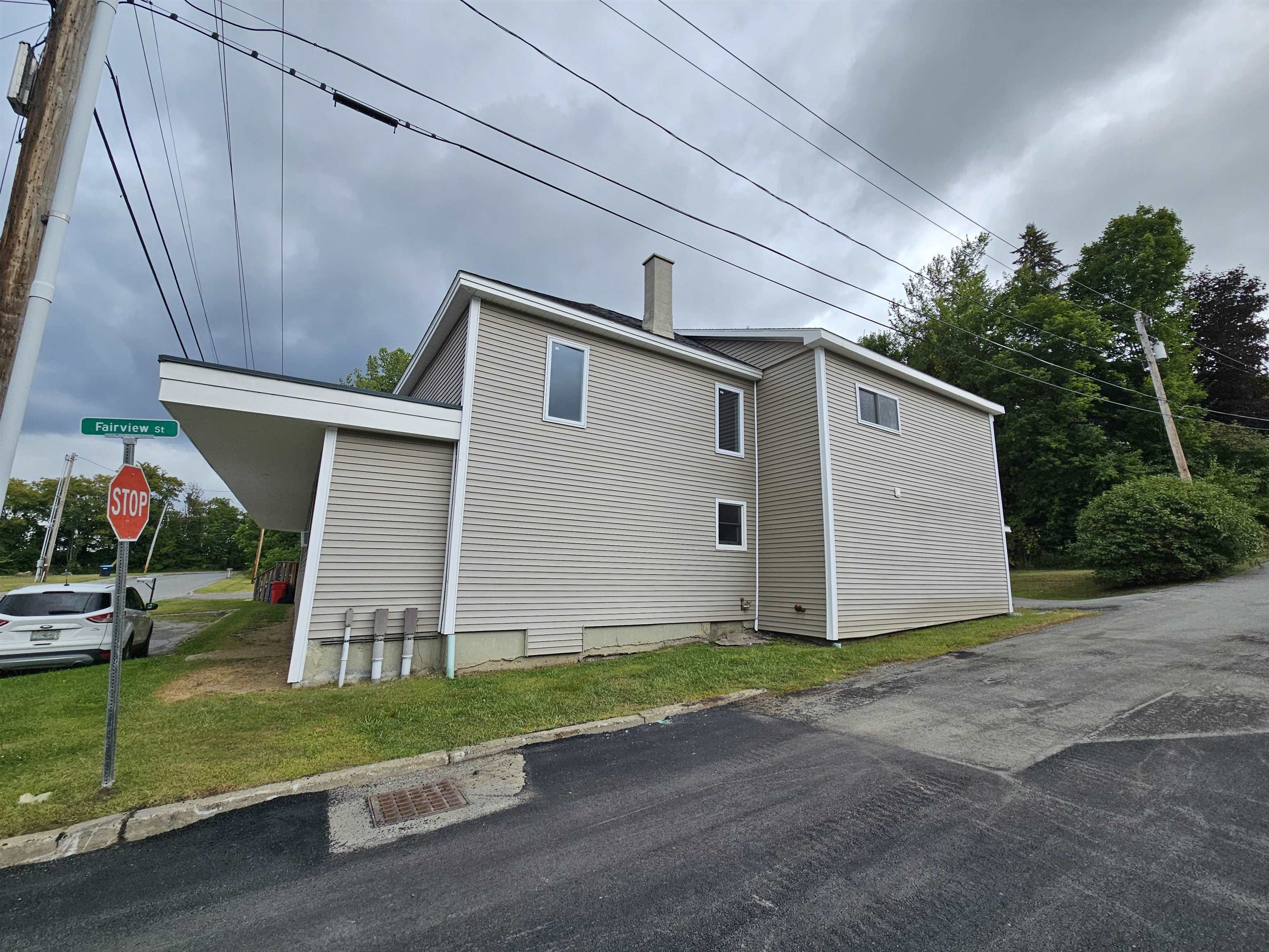 main property photo 41