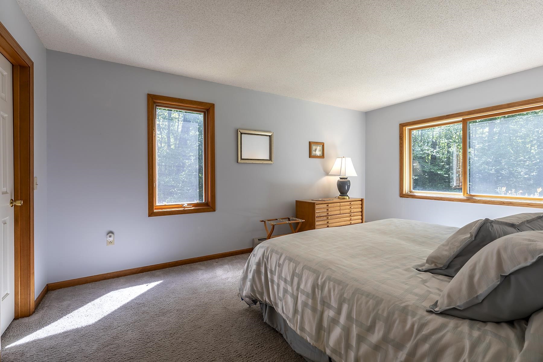 property viewer photo 12