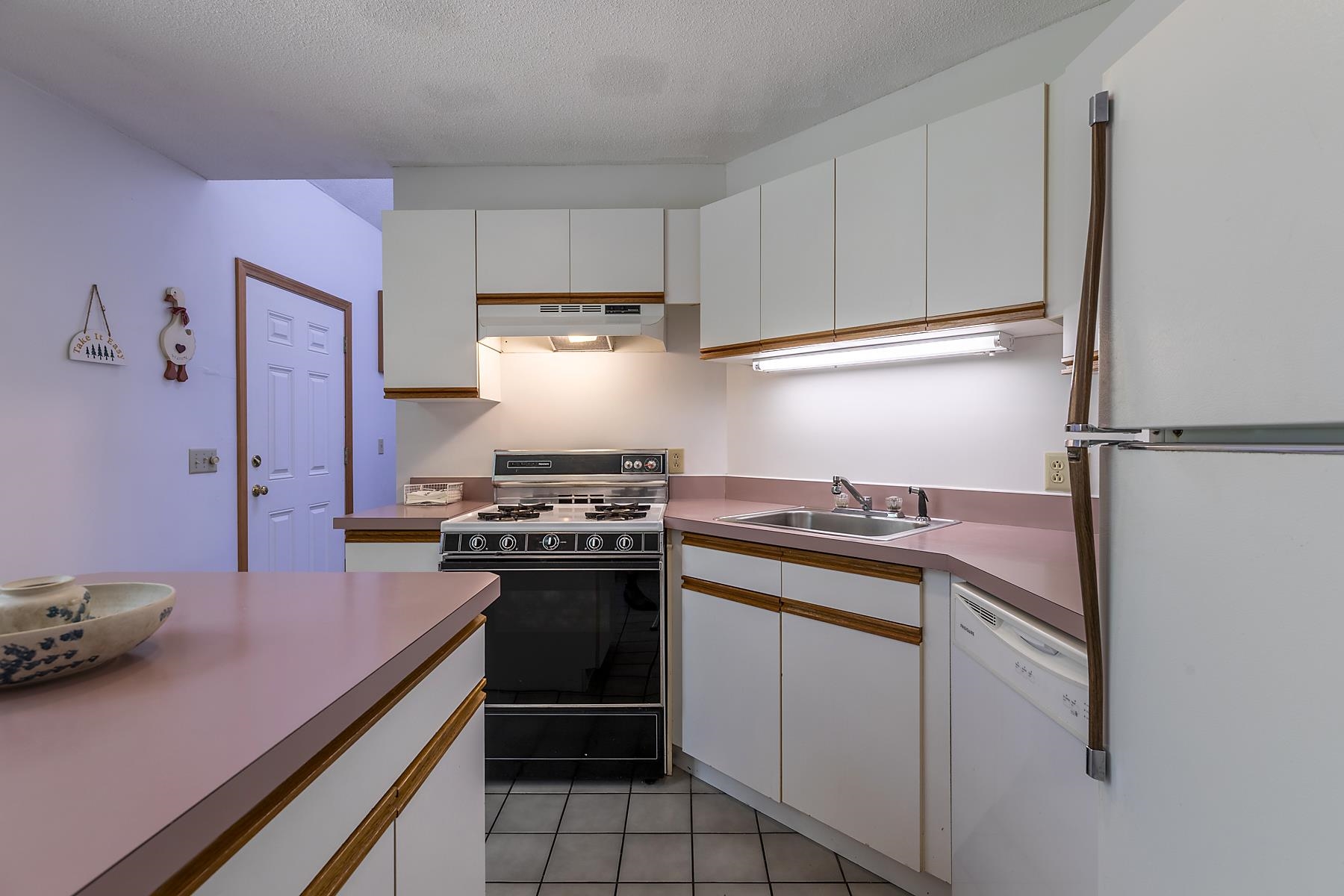 property viewer photo 3