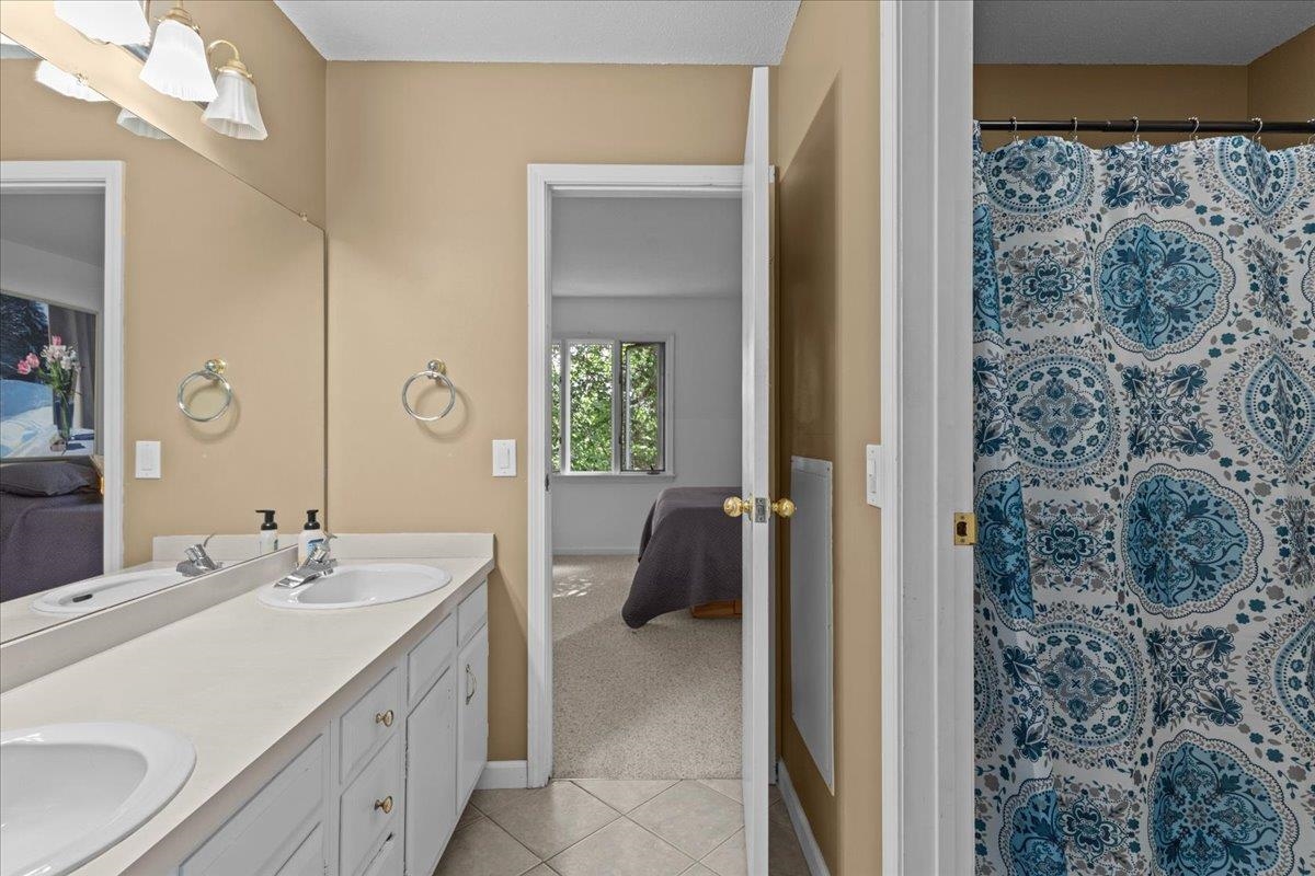 property viewer photo 21
