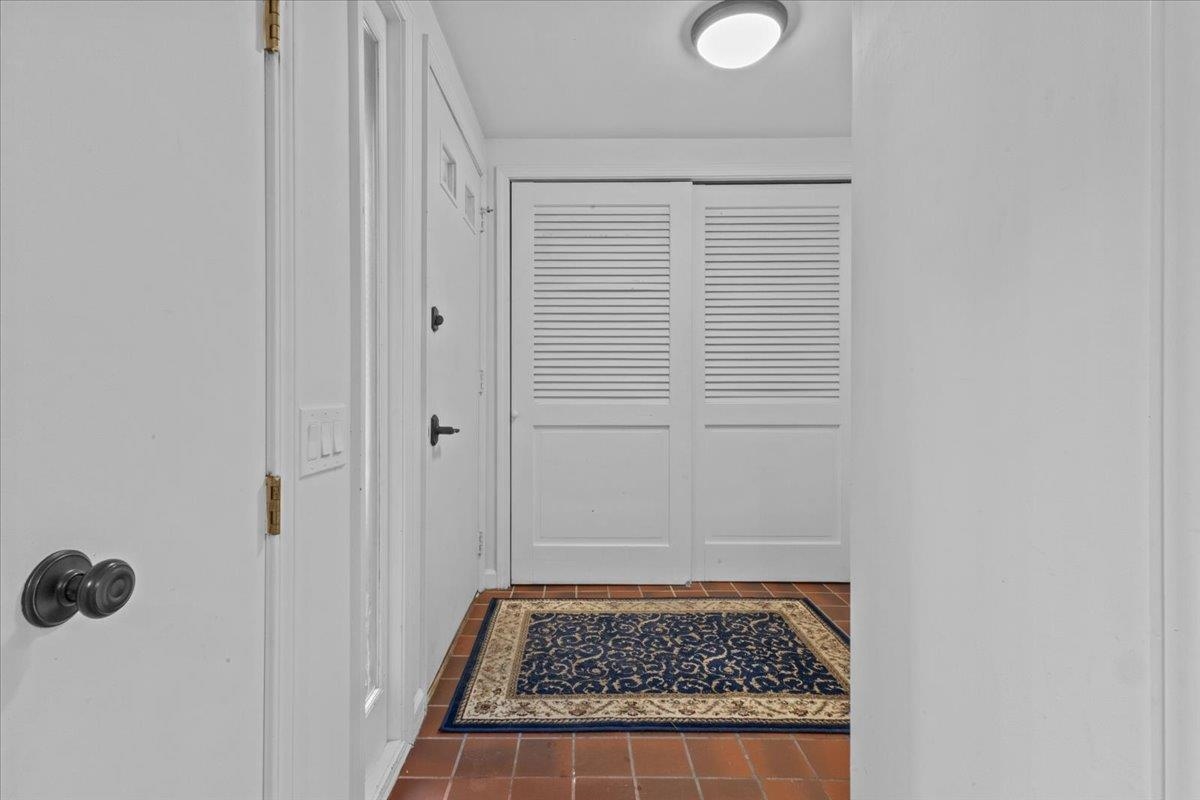 property viewer photo 4