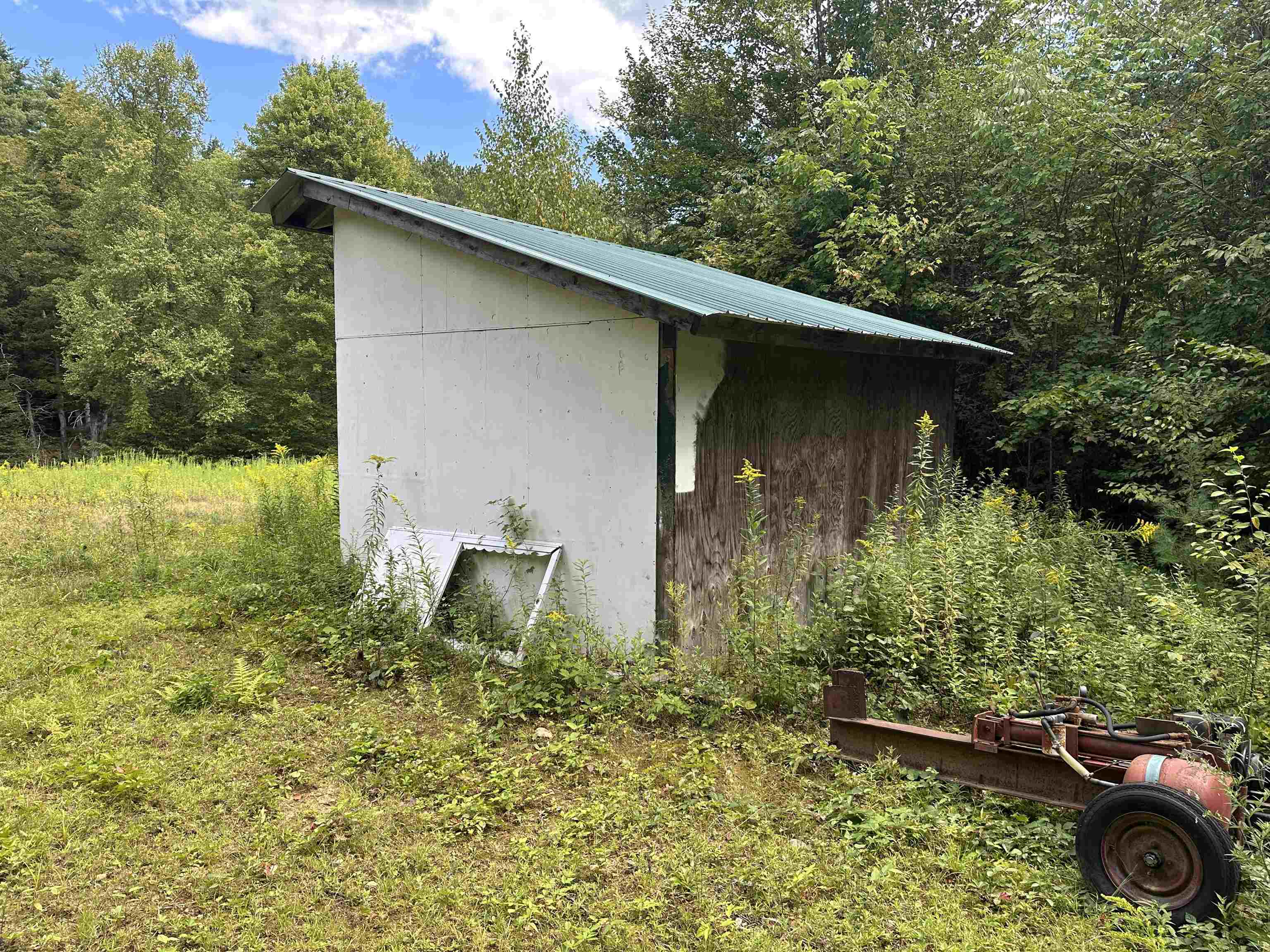 main property photo 18