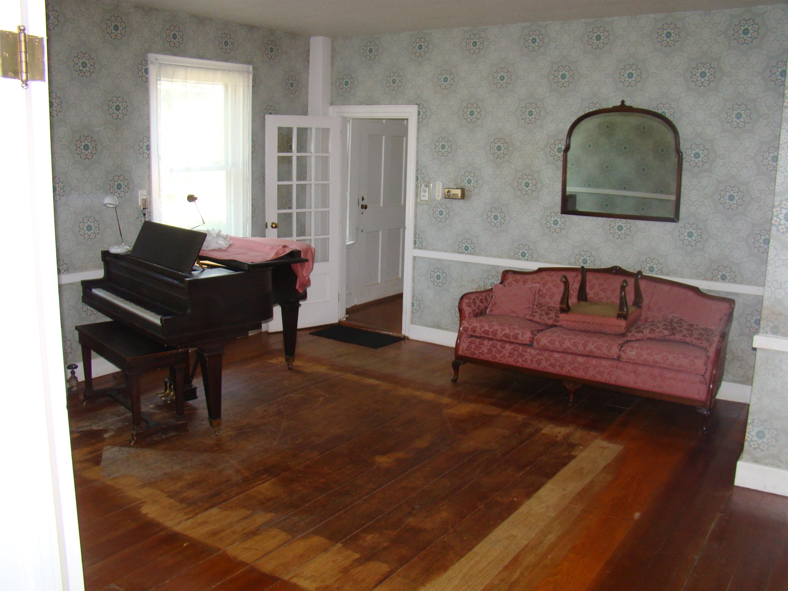 main property photo 14