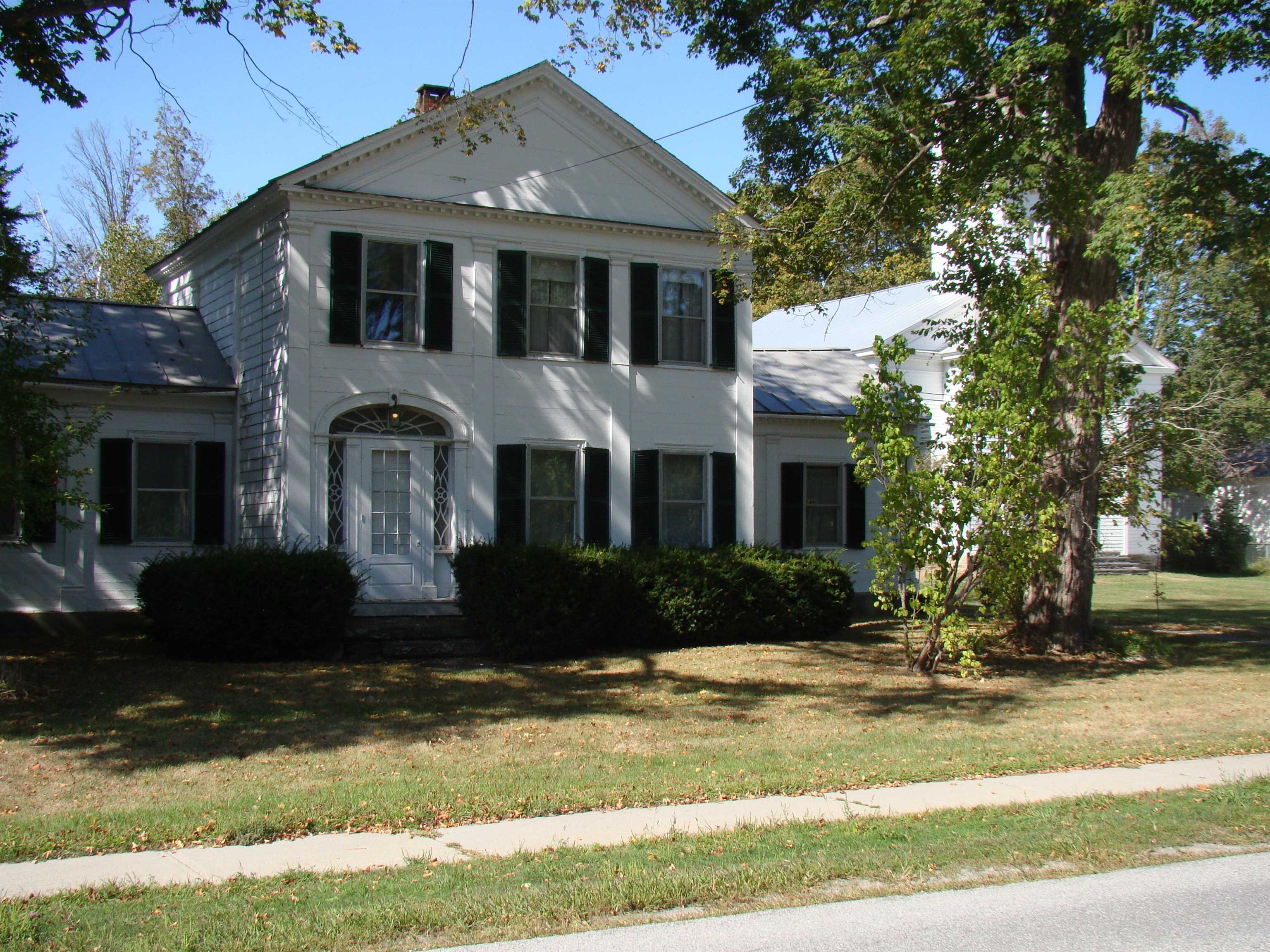 main property photo 23