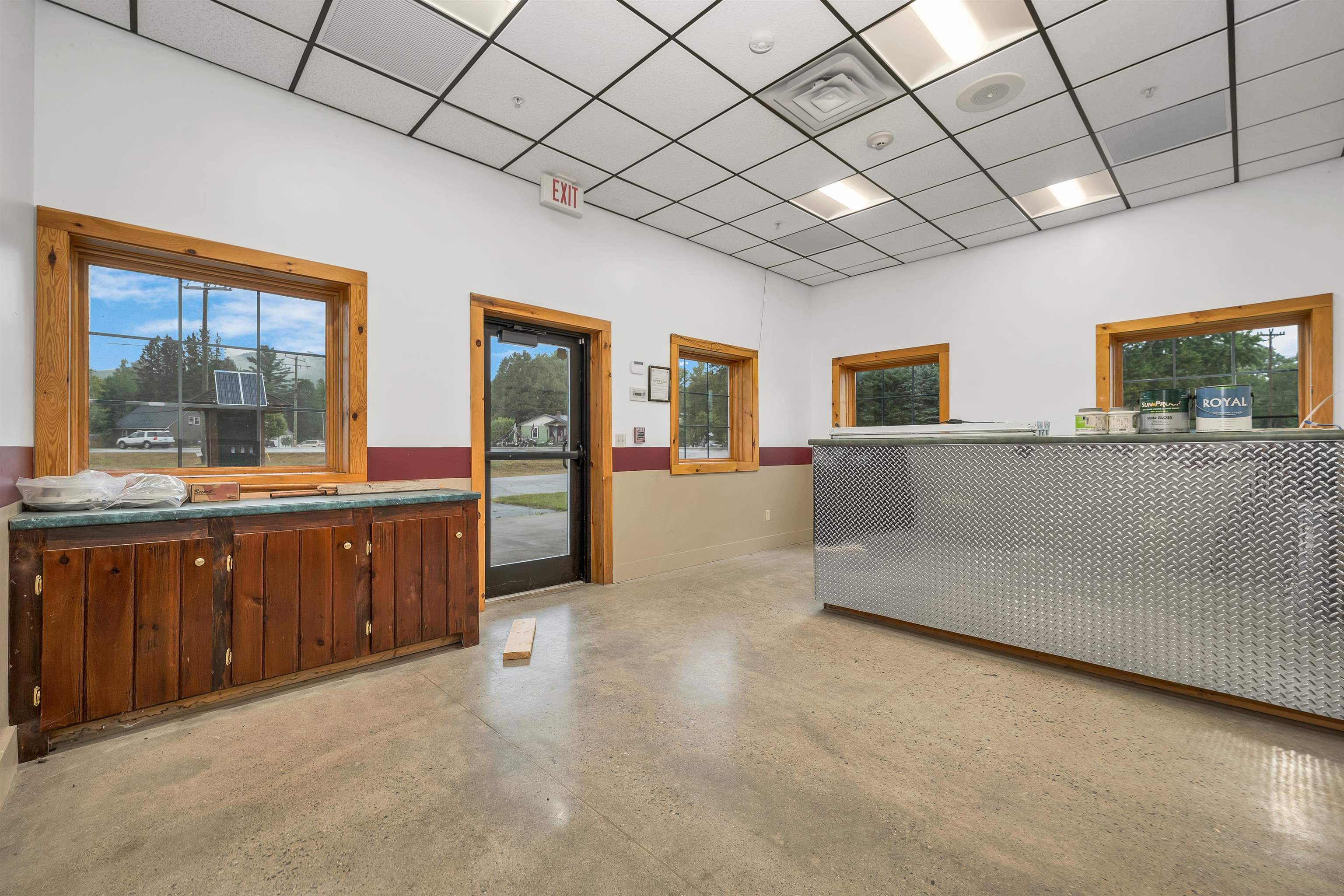 main property photo 17