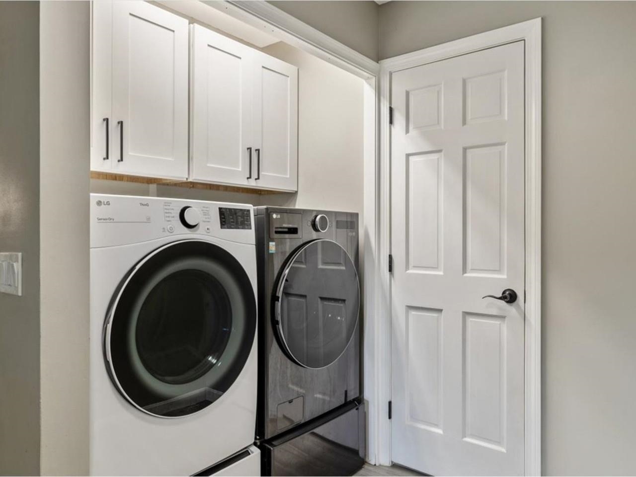 property viewer photo 15
