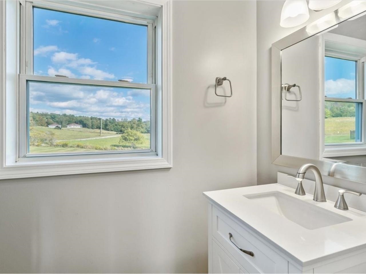 property viewer photo 17