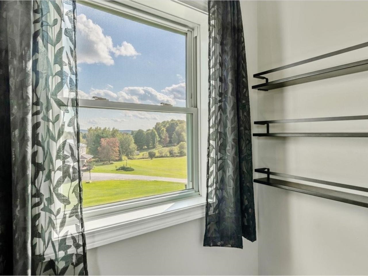 property viewer photo 33