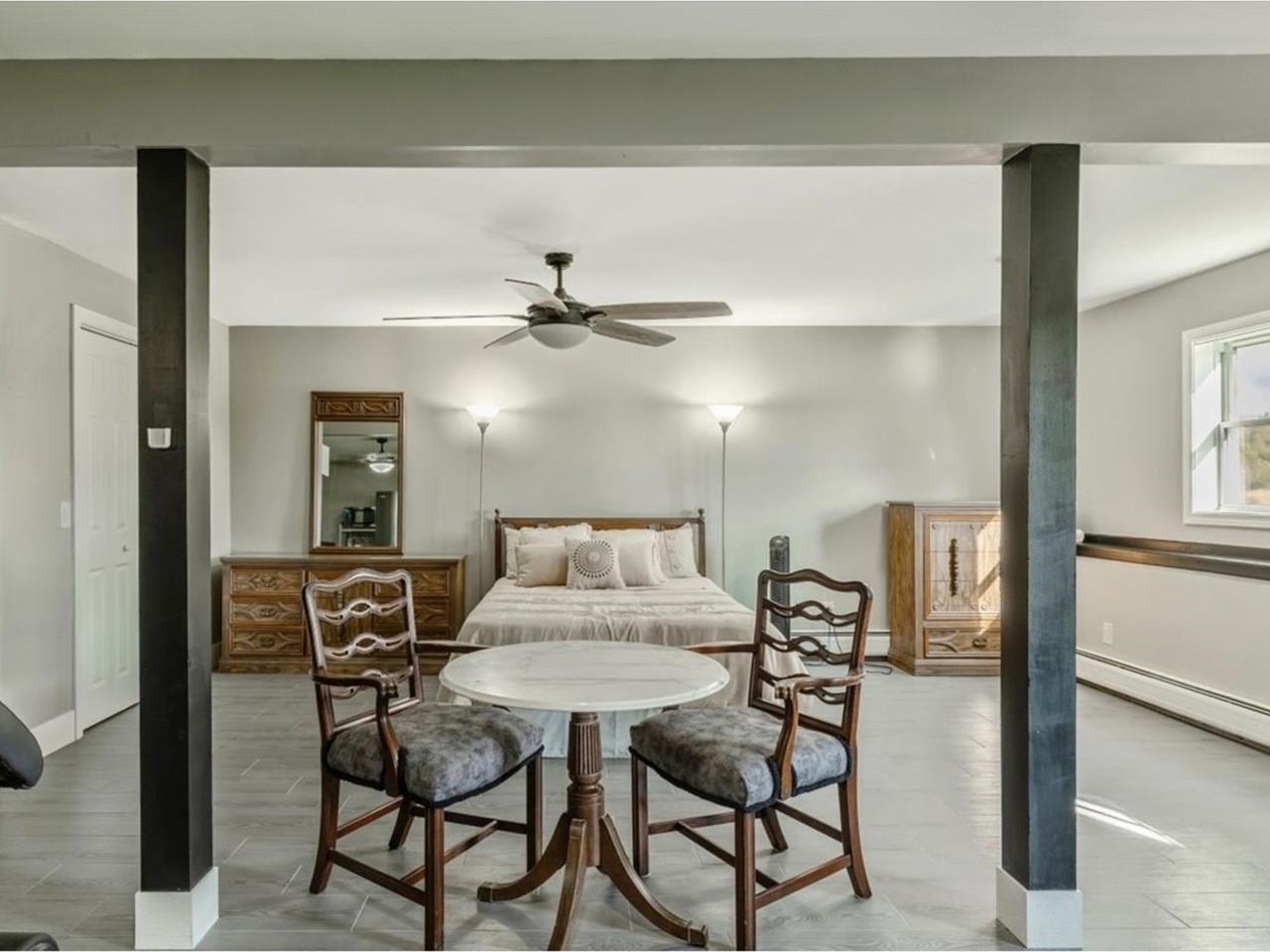 property viewer photo 43