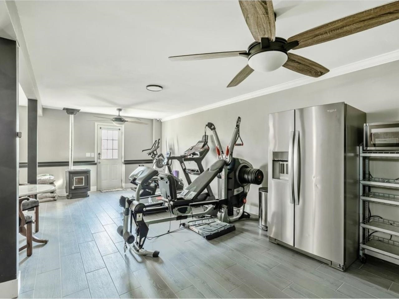 property viewer photo 44