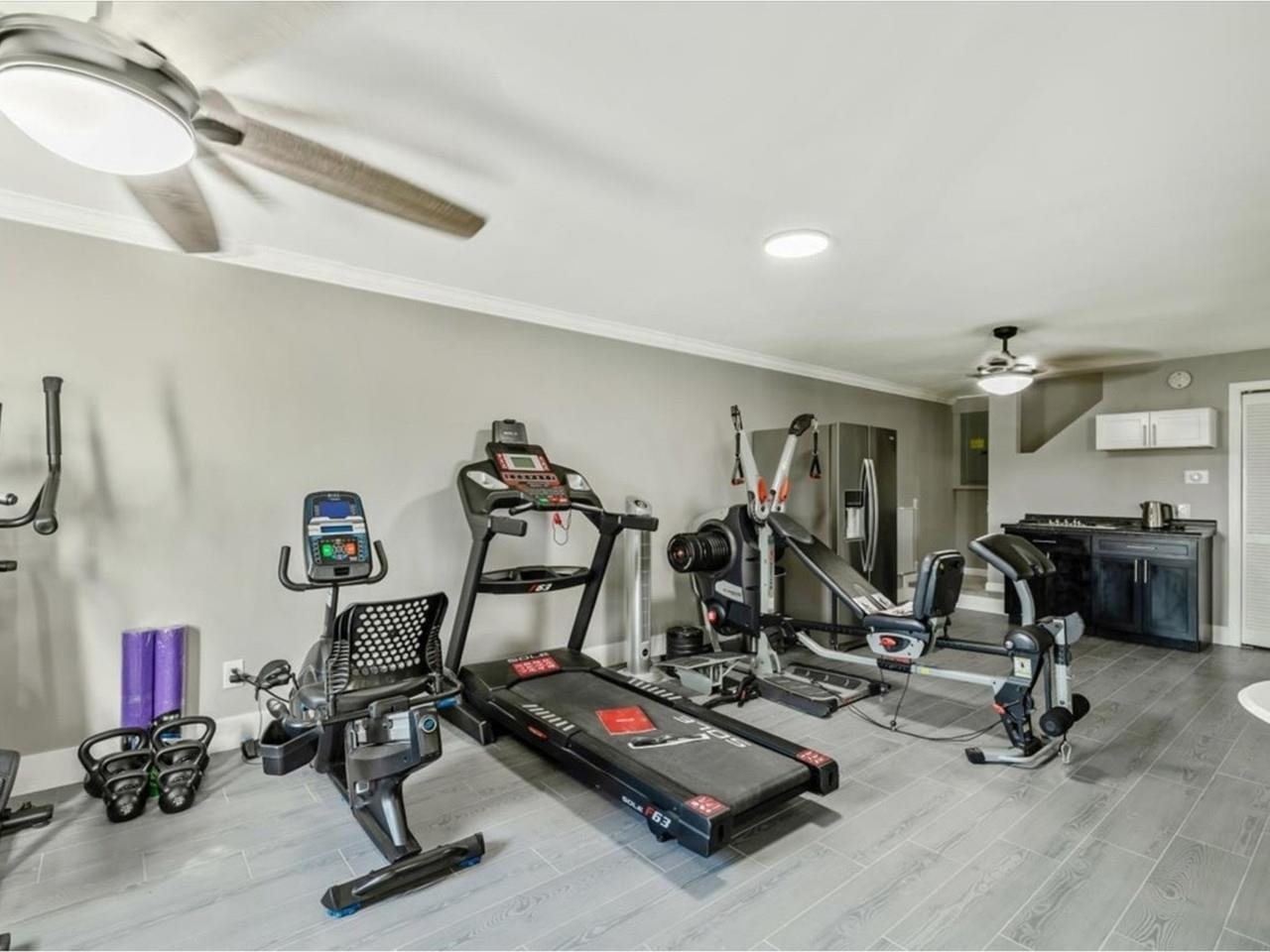 property viewer photo 45