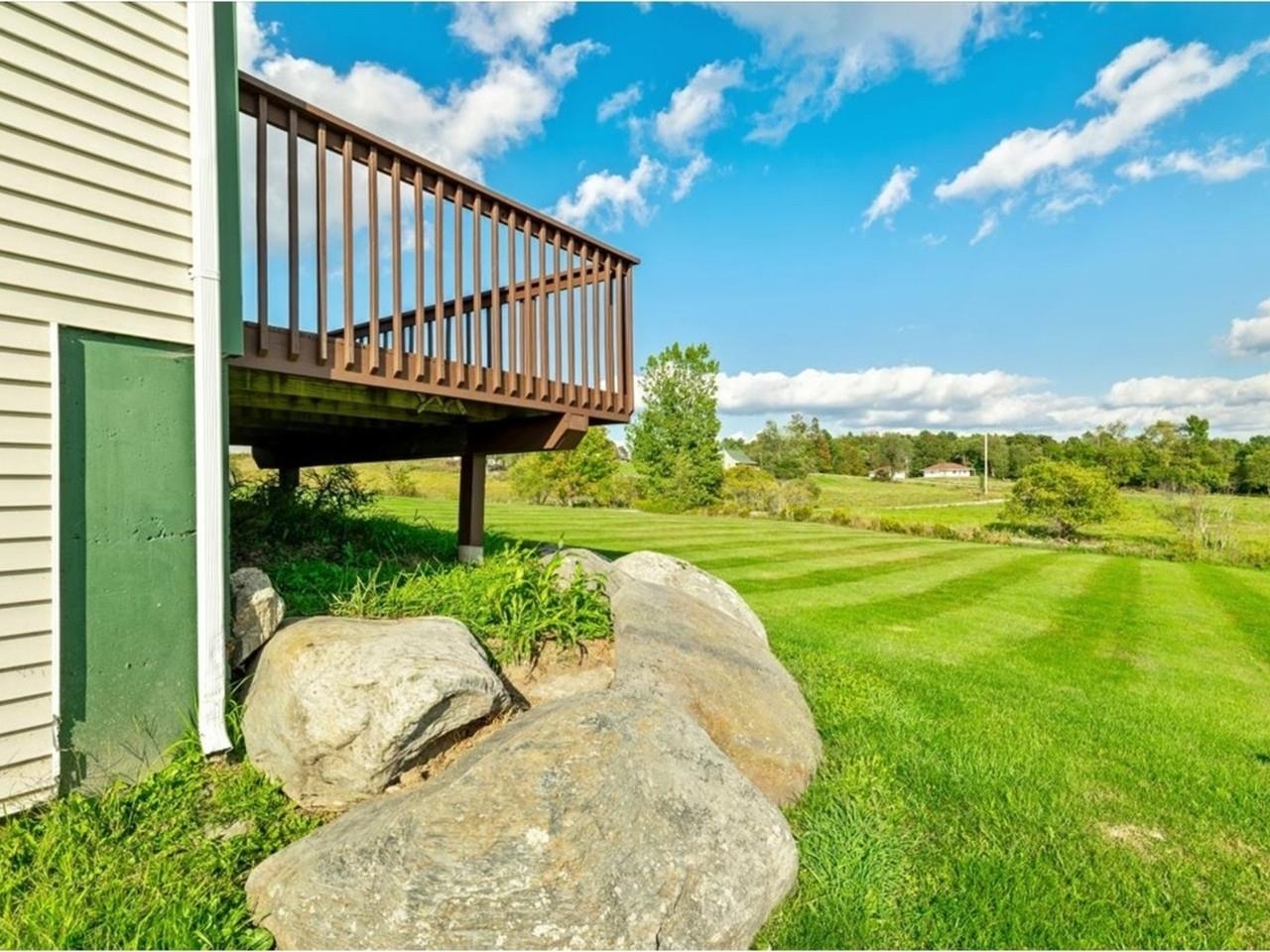property viewer photo 56