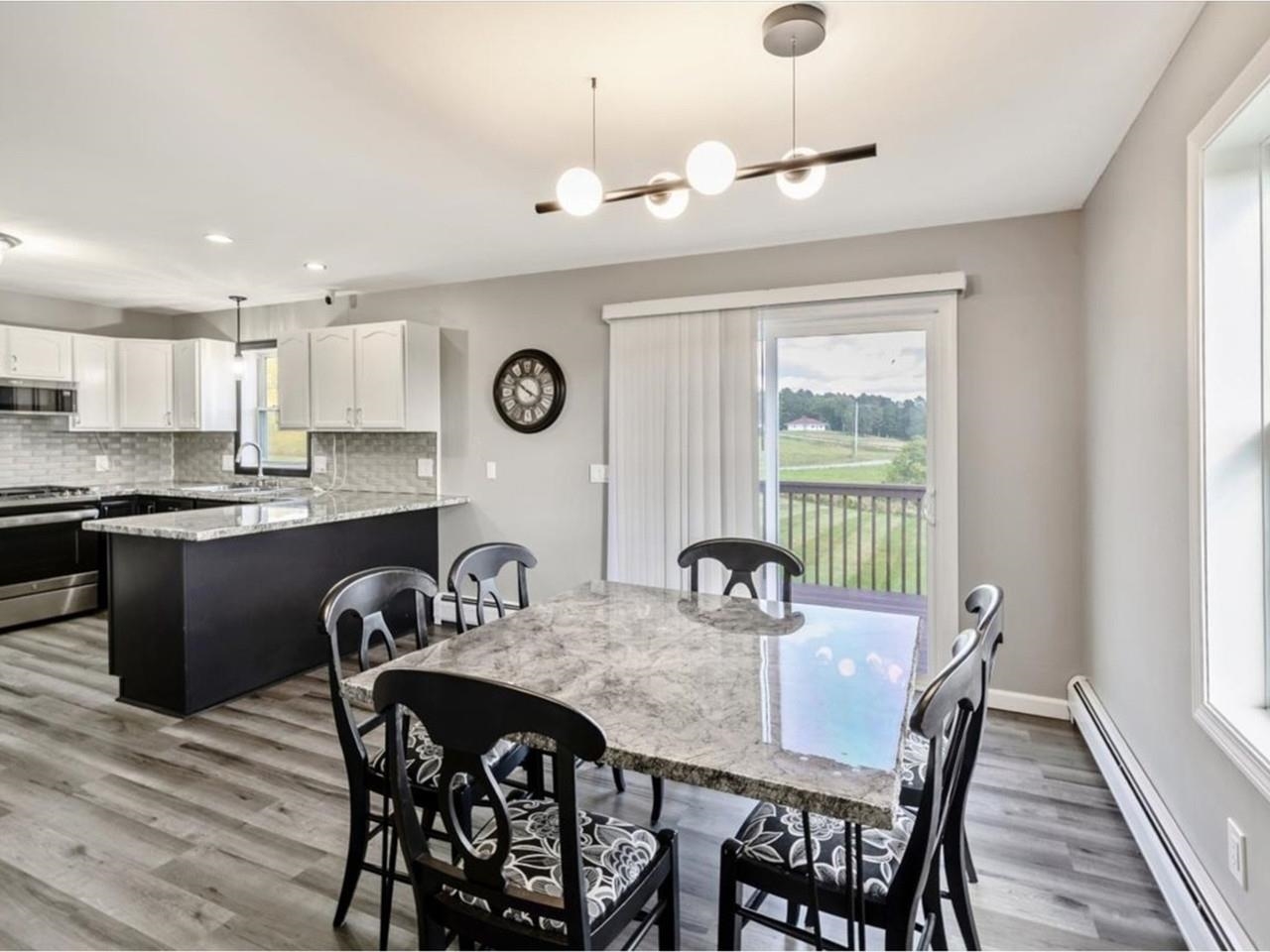 property viewer photo 9