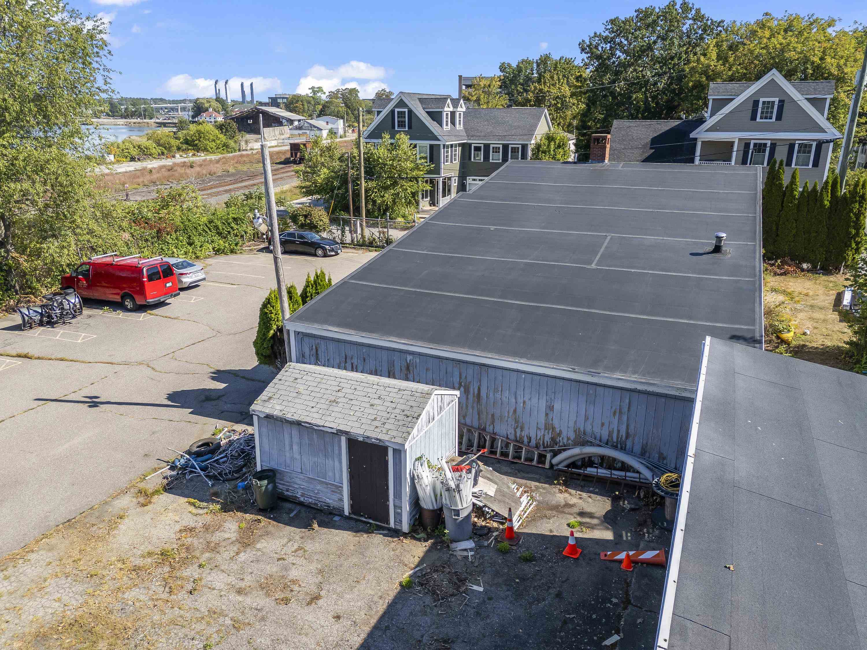 main property photo 16