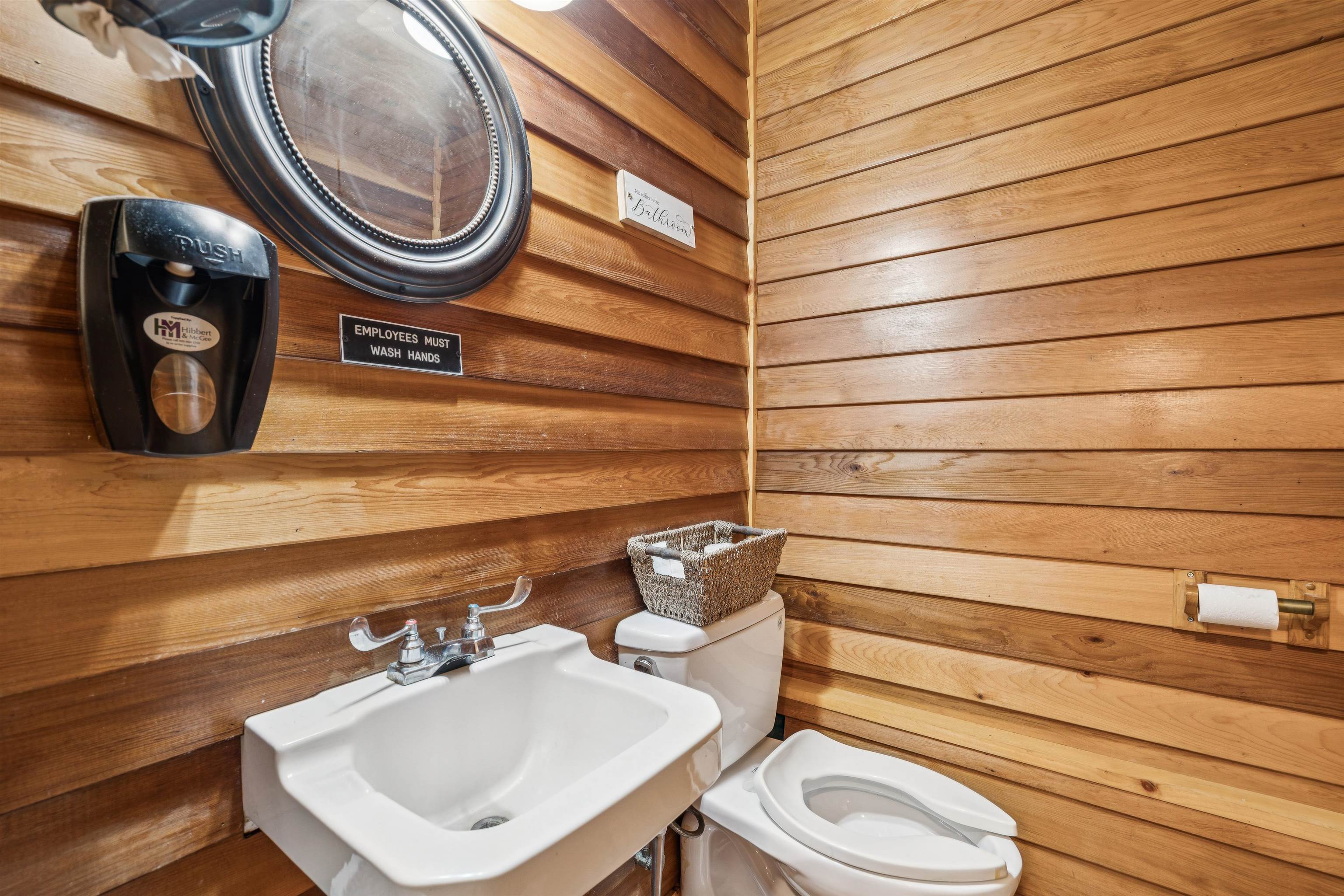 main property photo 29