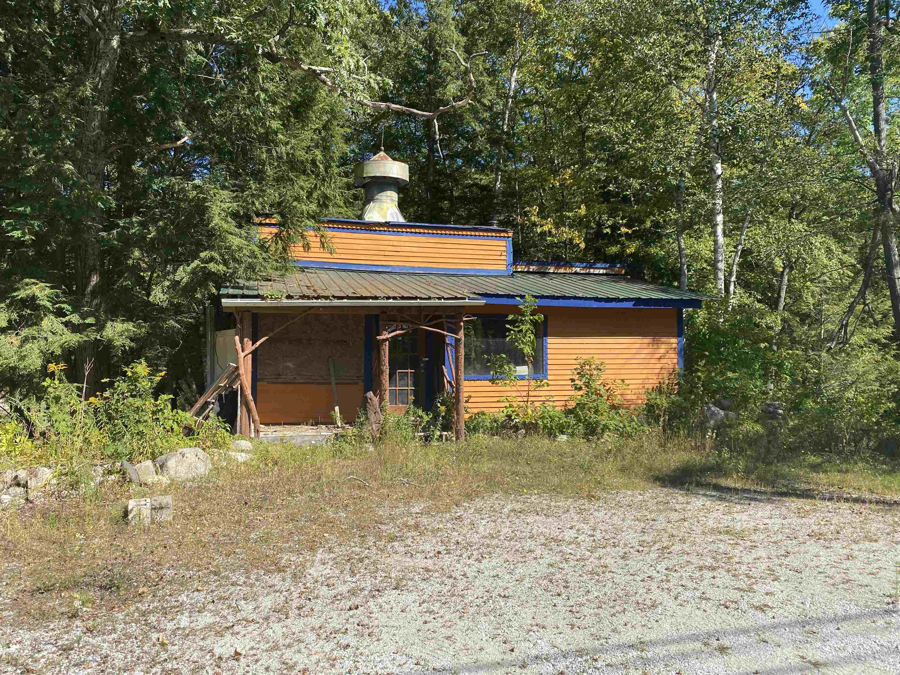 main property photo 23