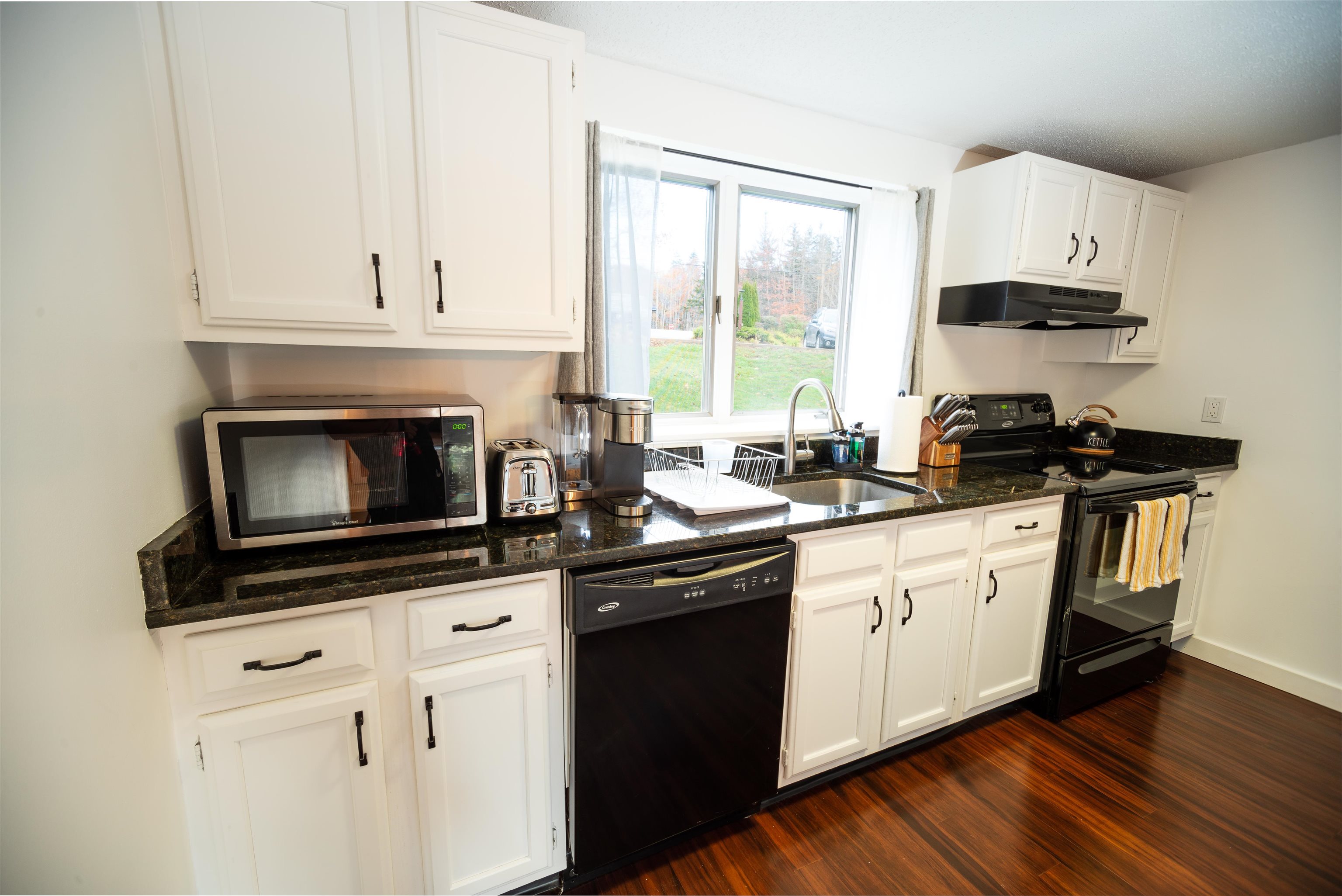 property viewer photo 3