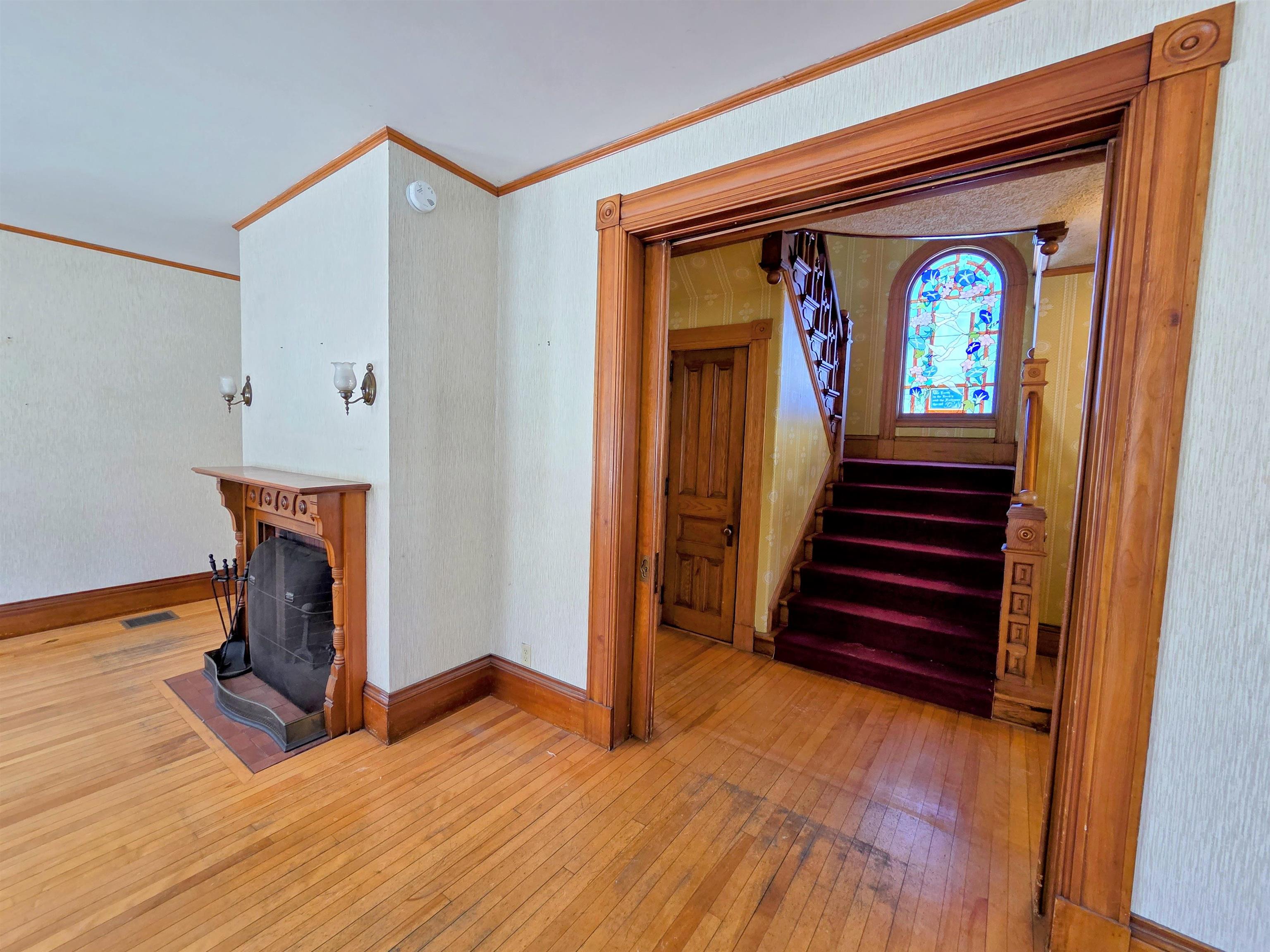 main property photo 19