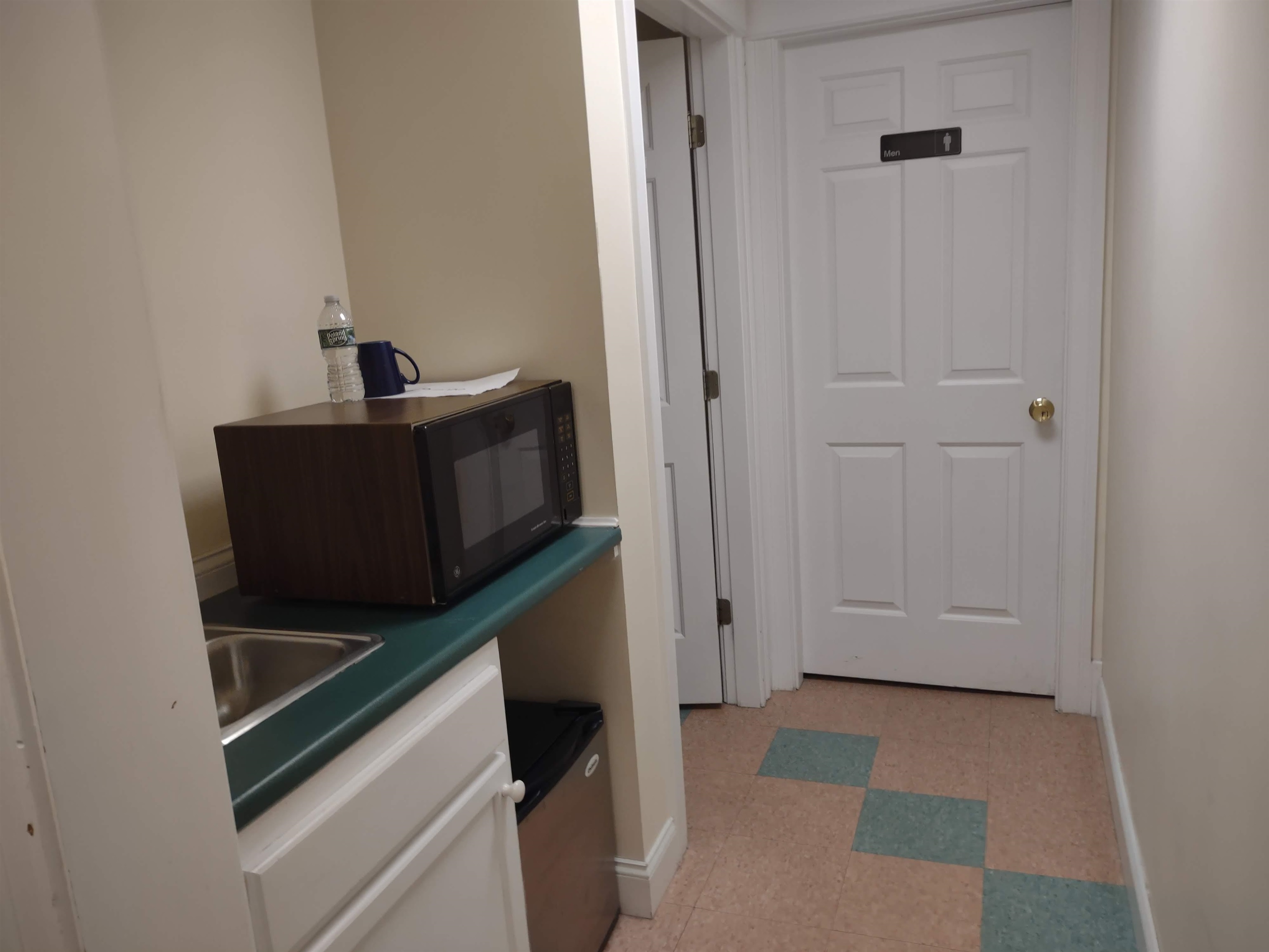 main property photo 9