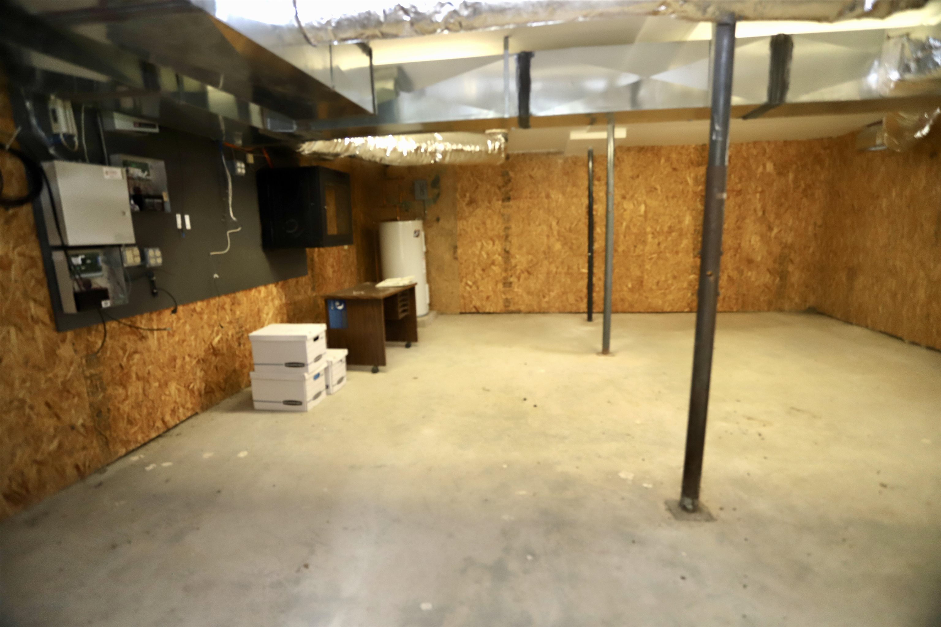 main property photo 29