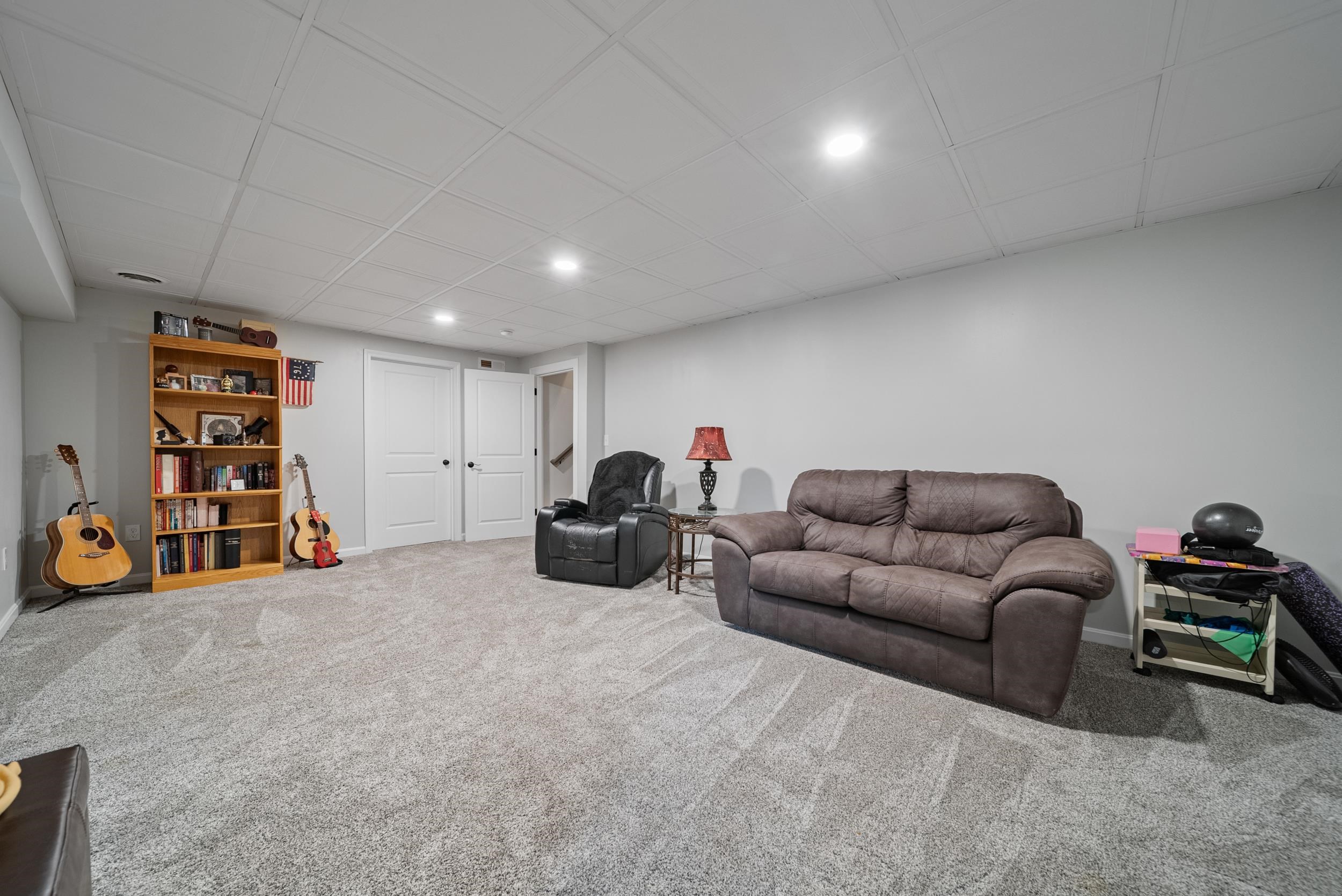 property viewer photo 24