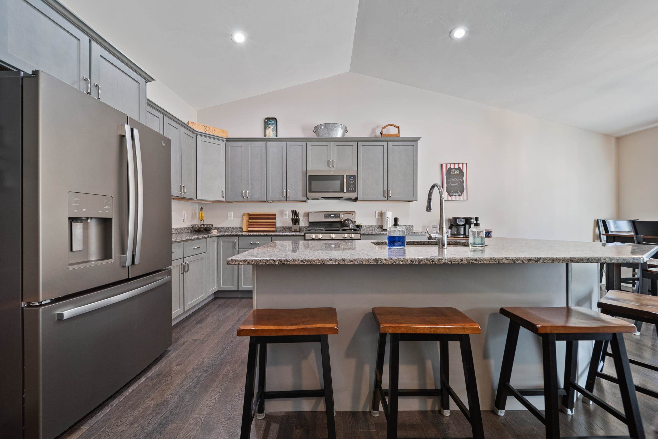property viewer photo 5