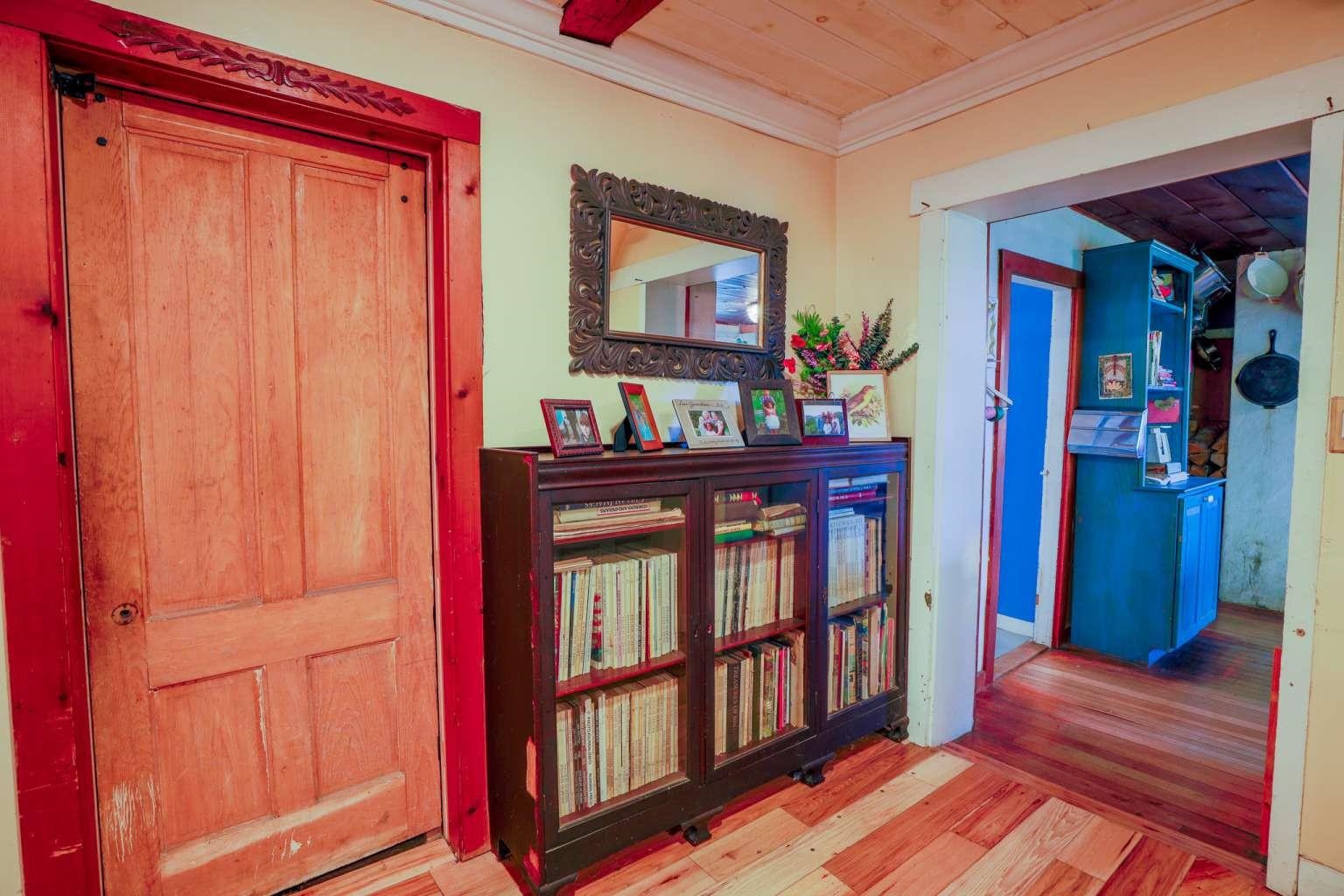 main property photo 8