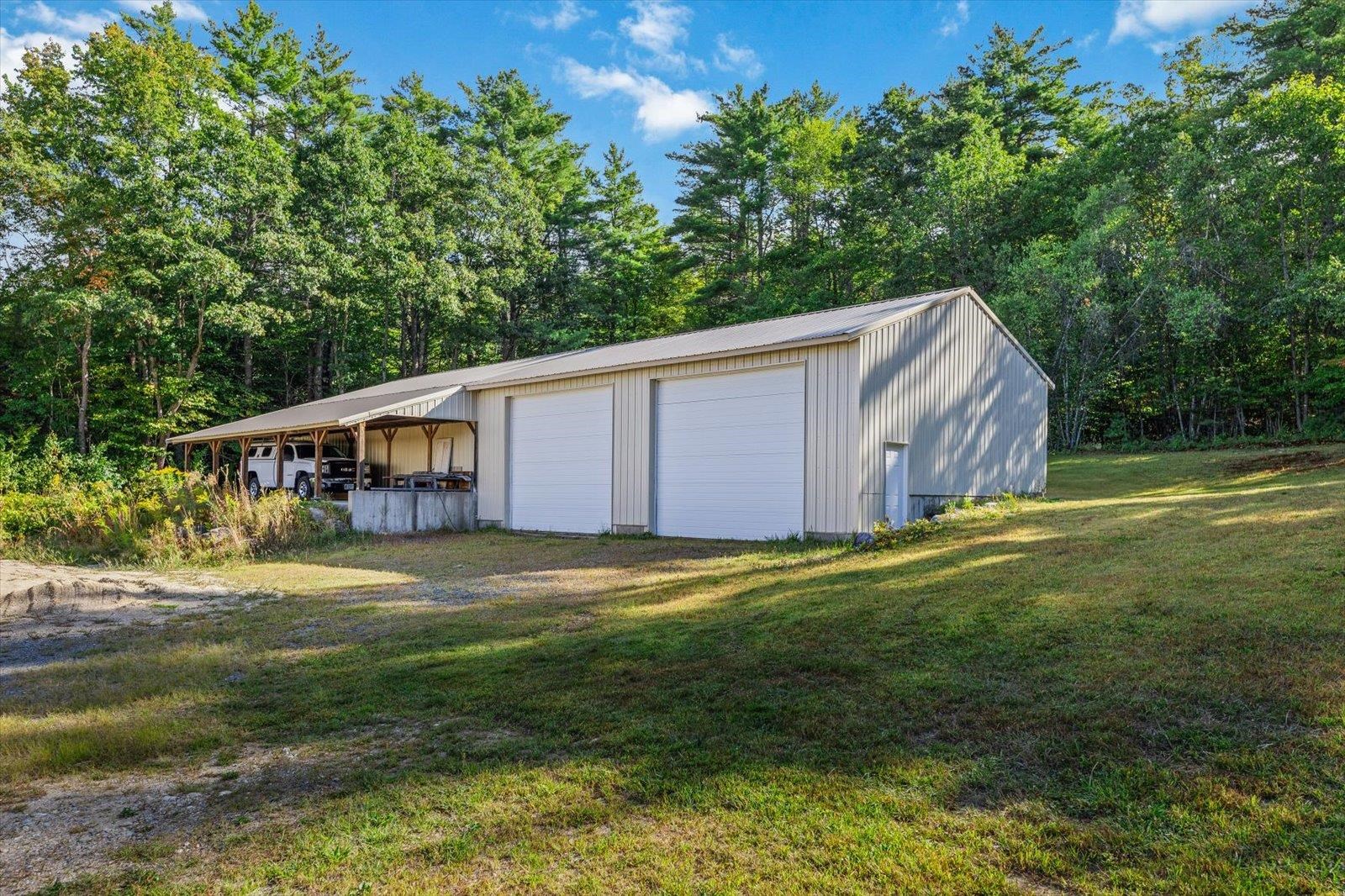 main property photo 36