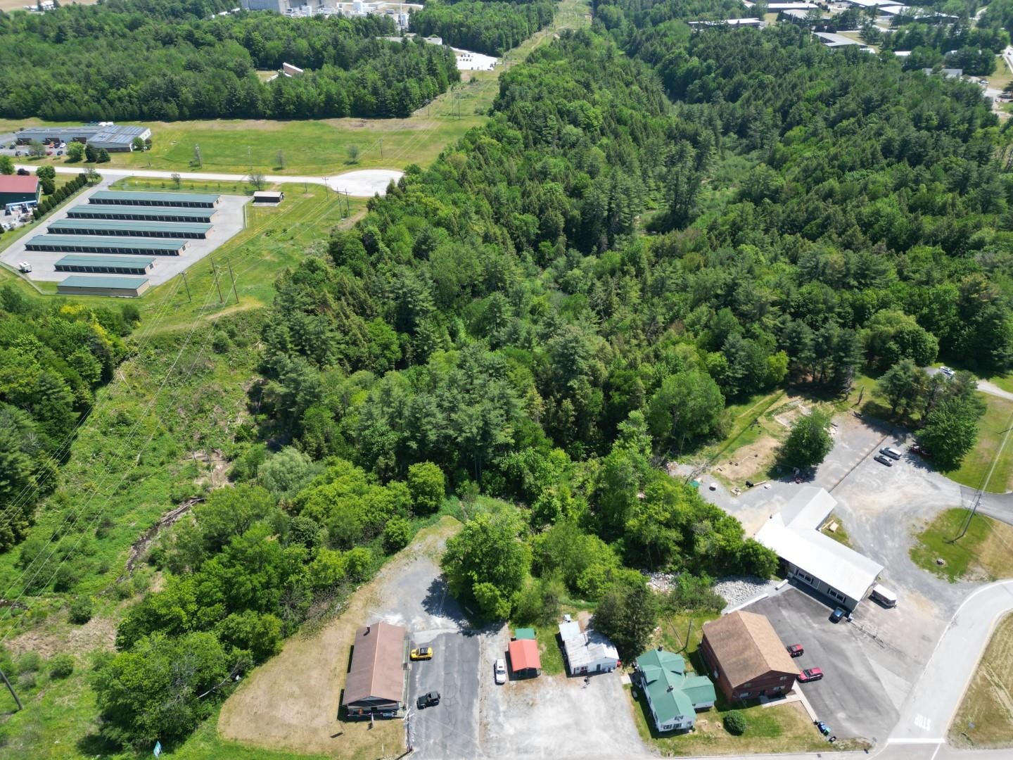 main property photo 6