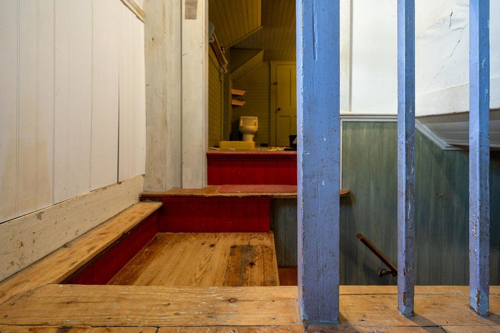 main property photo 46