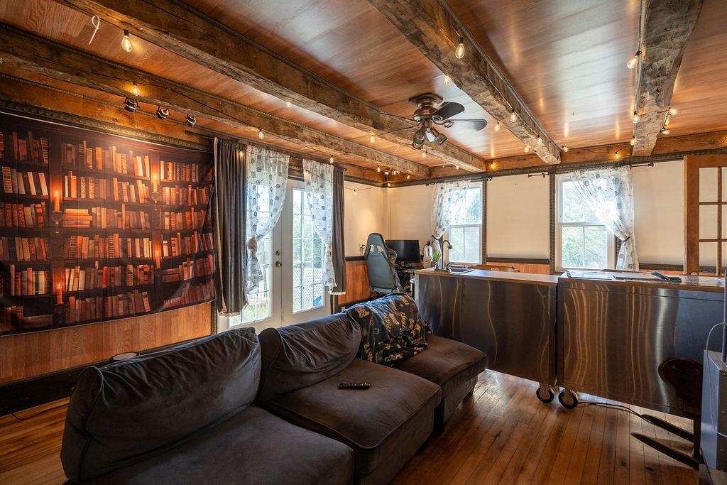 main property photo 49