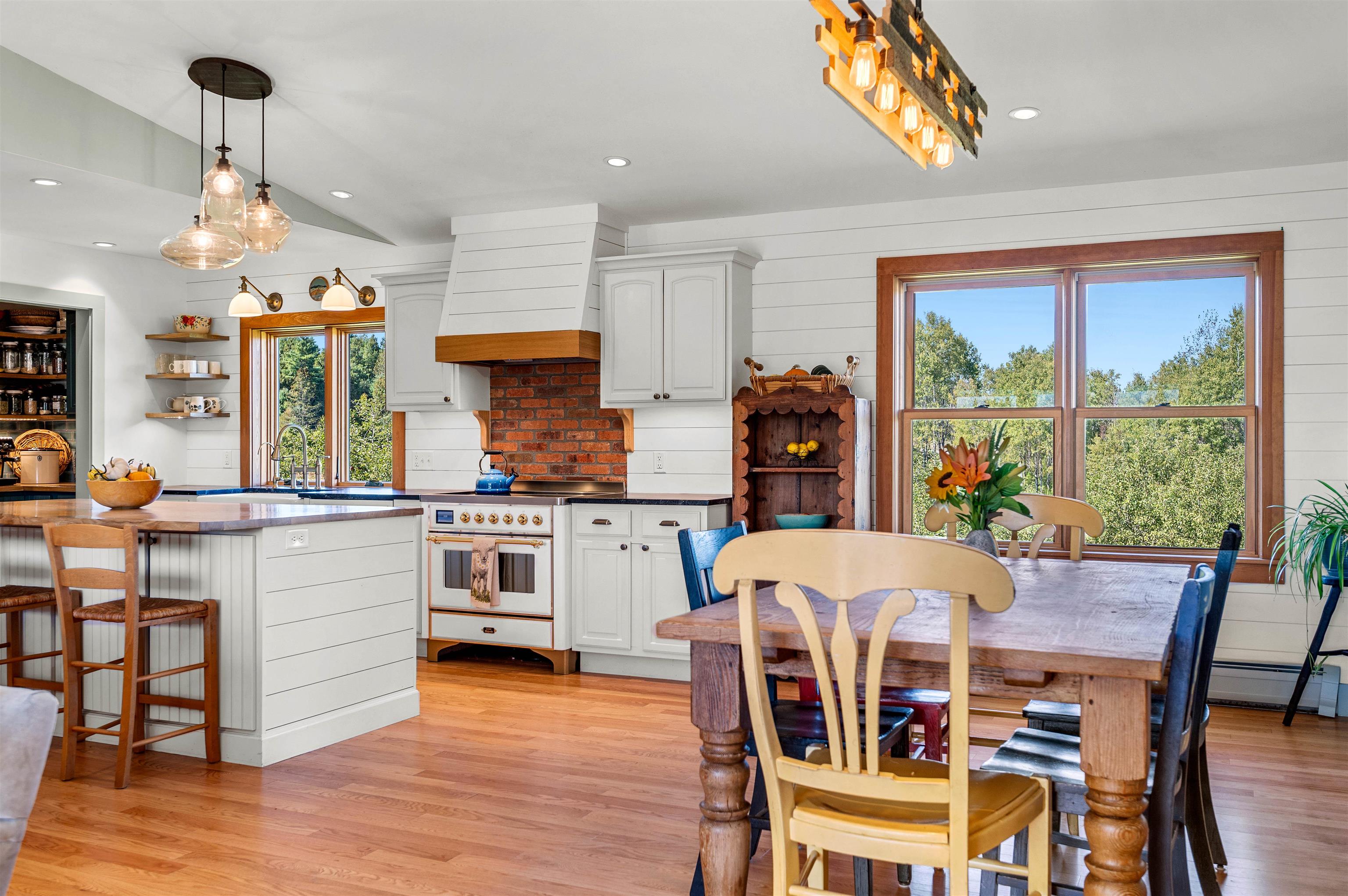property viewer photo 8