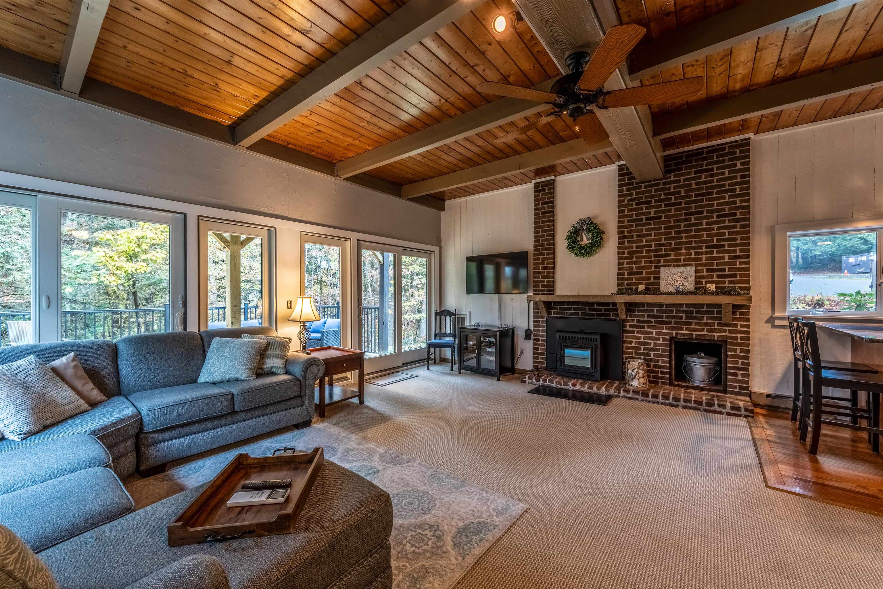 property viewer photo 1