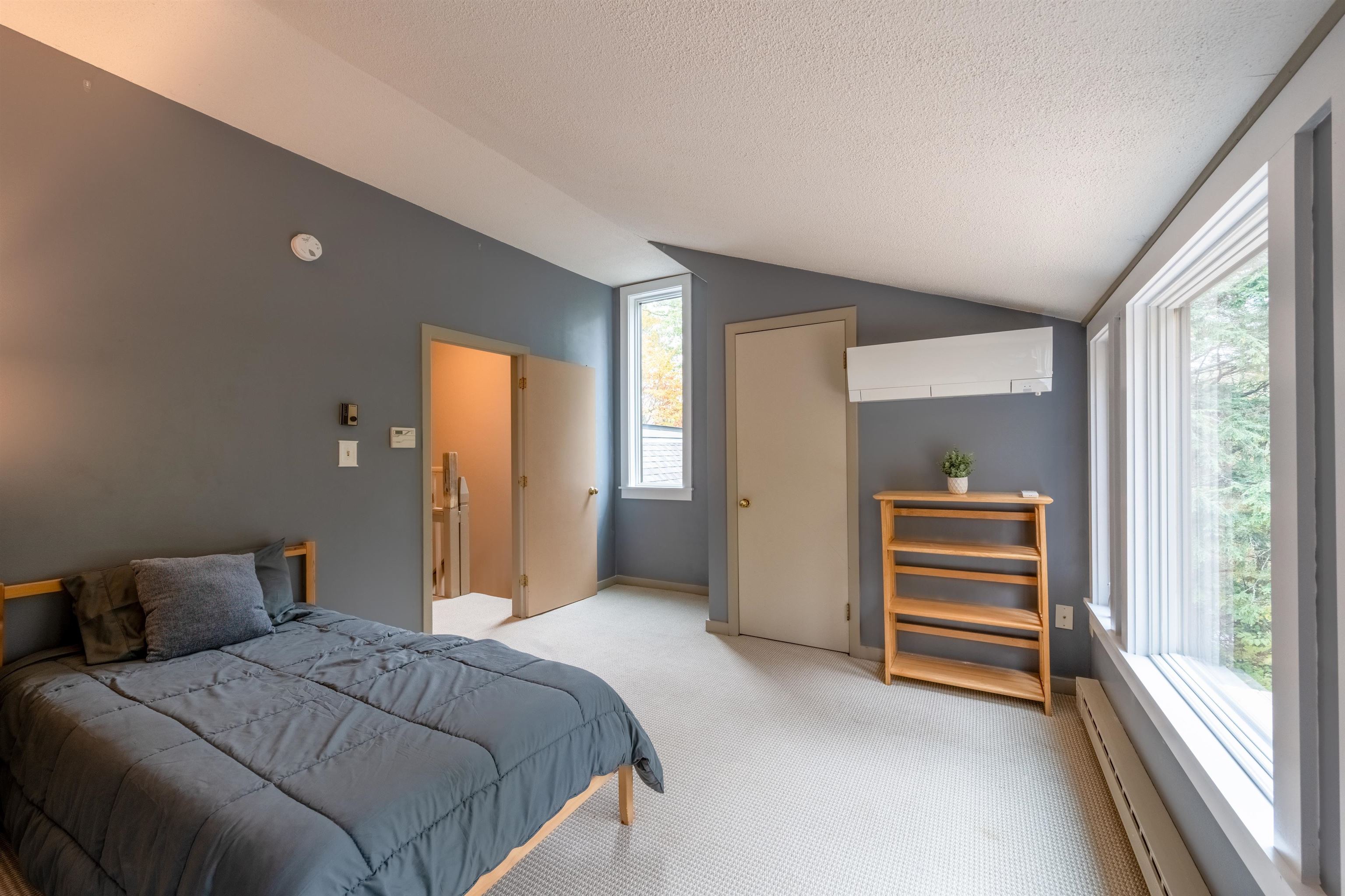 property viewer photo 12