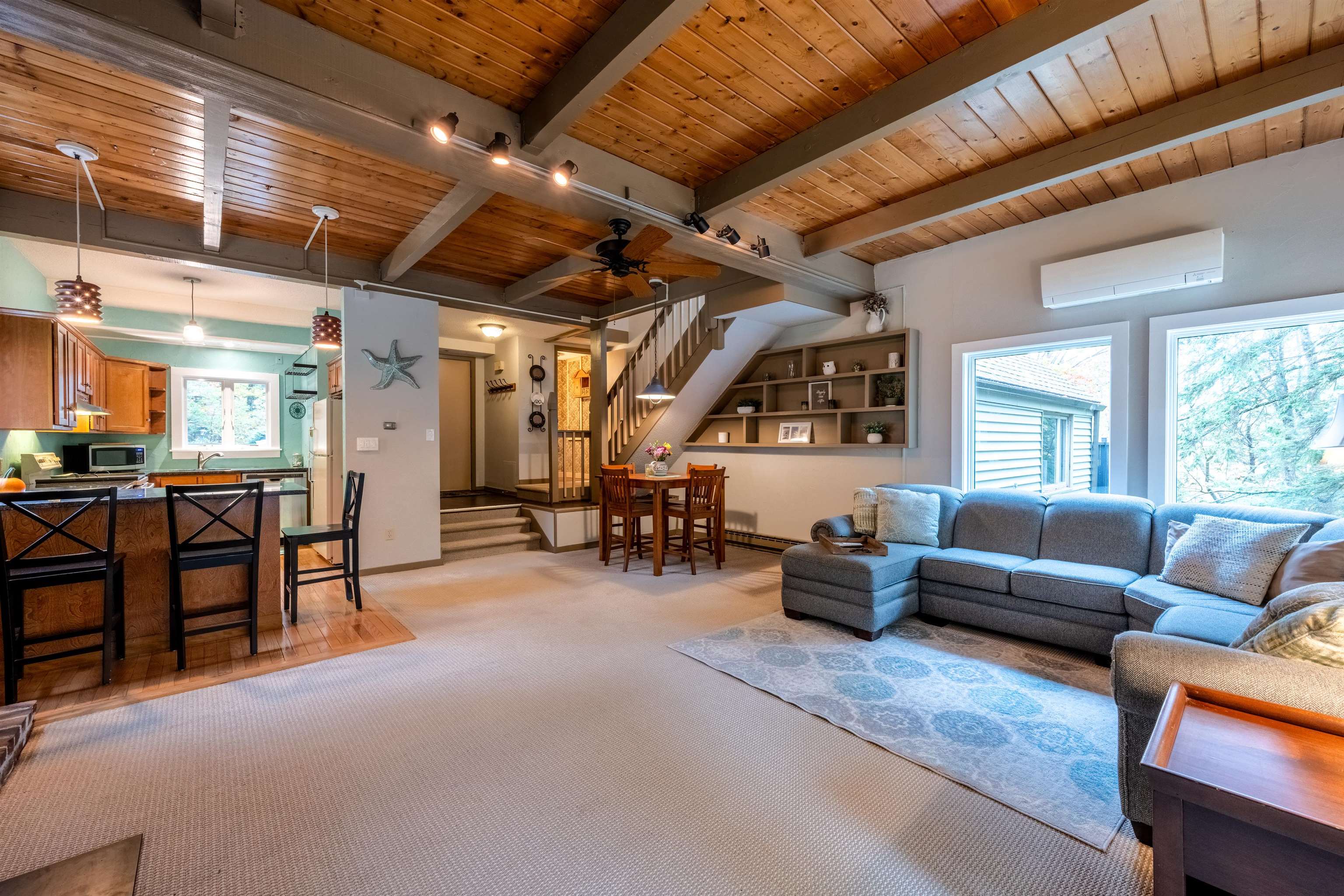property viewer photo 4