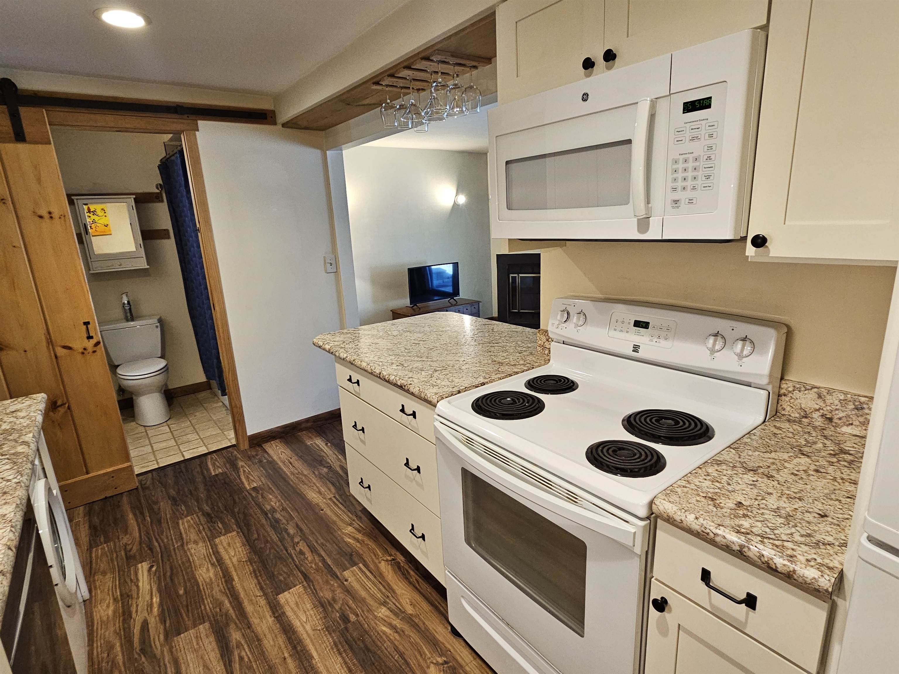 property viewer photo 10