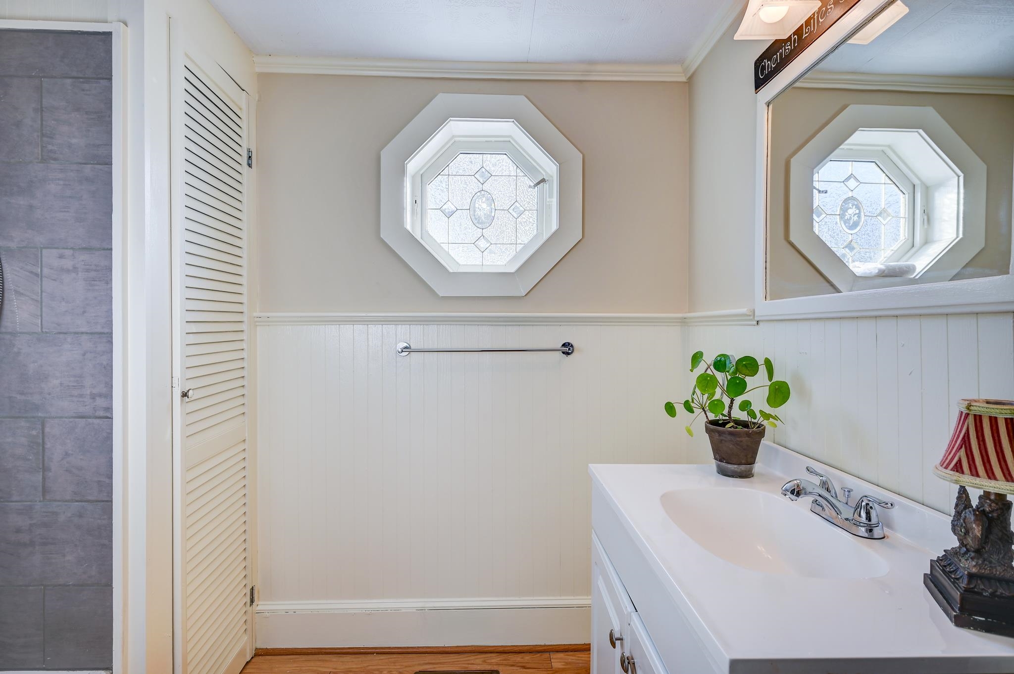property viewer photo 15