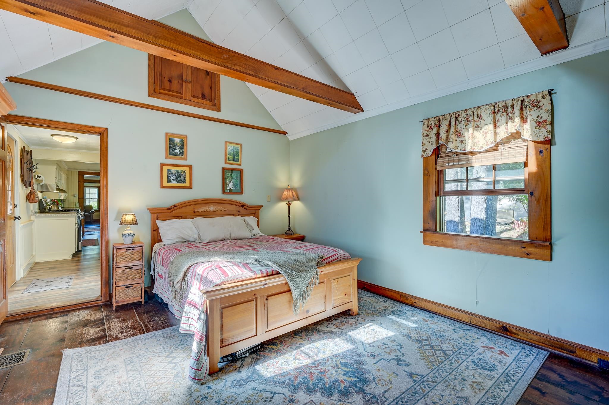 property viewer photo 18
