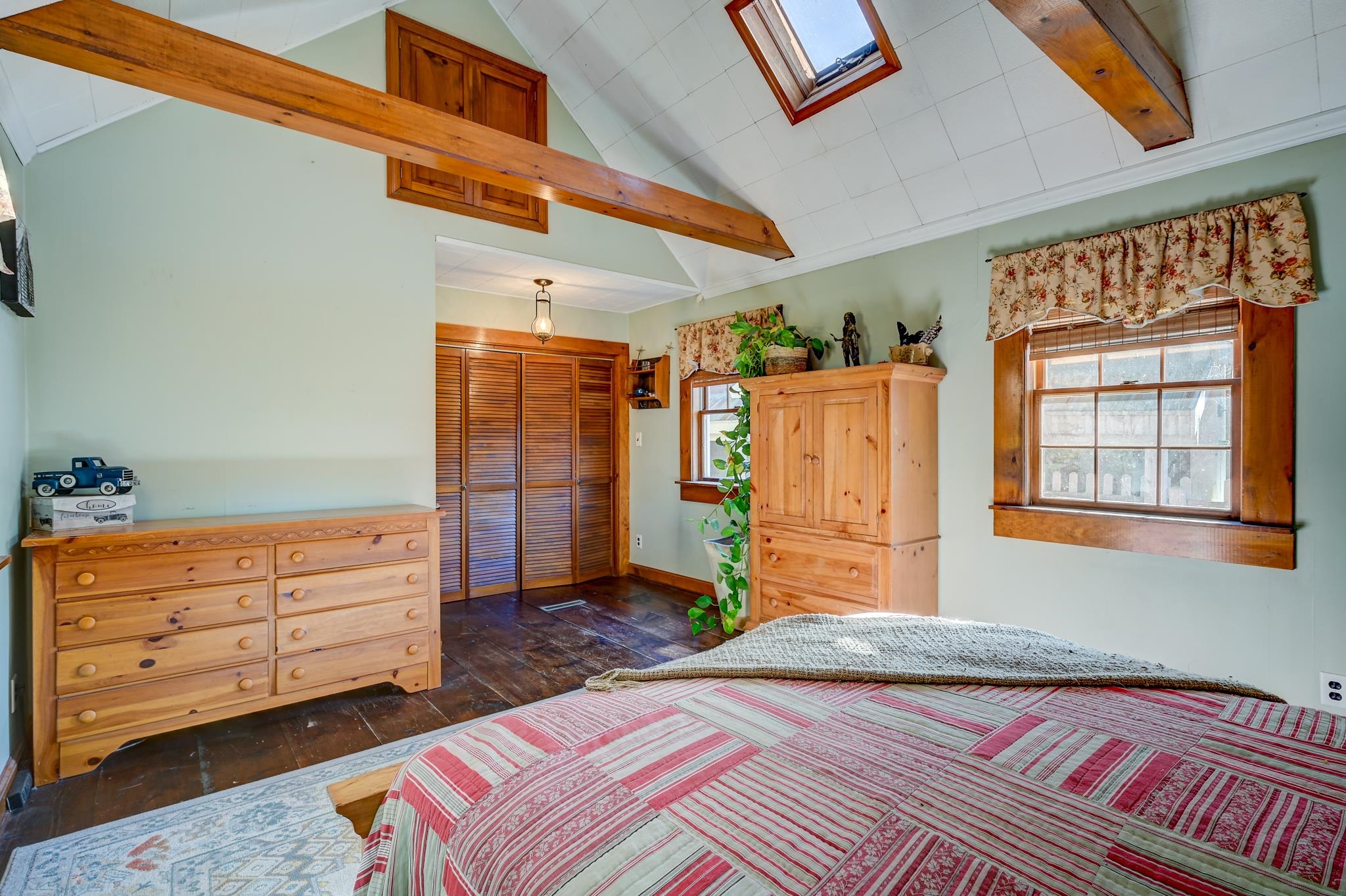 property viewer photo 19