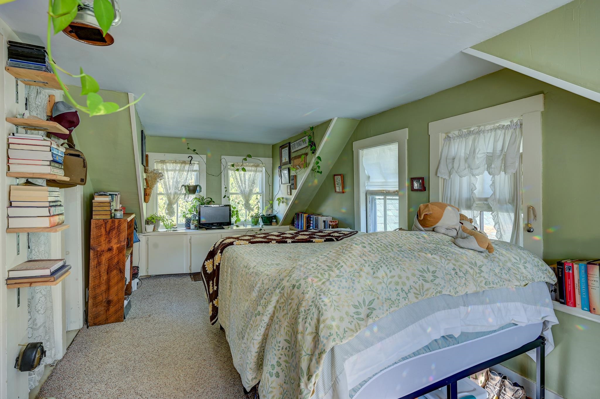 property viewer photo 25
