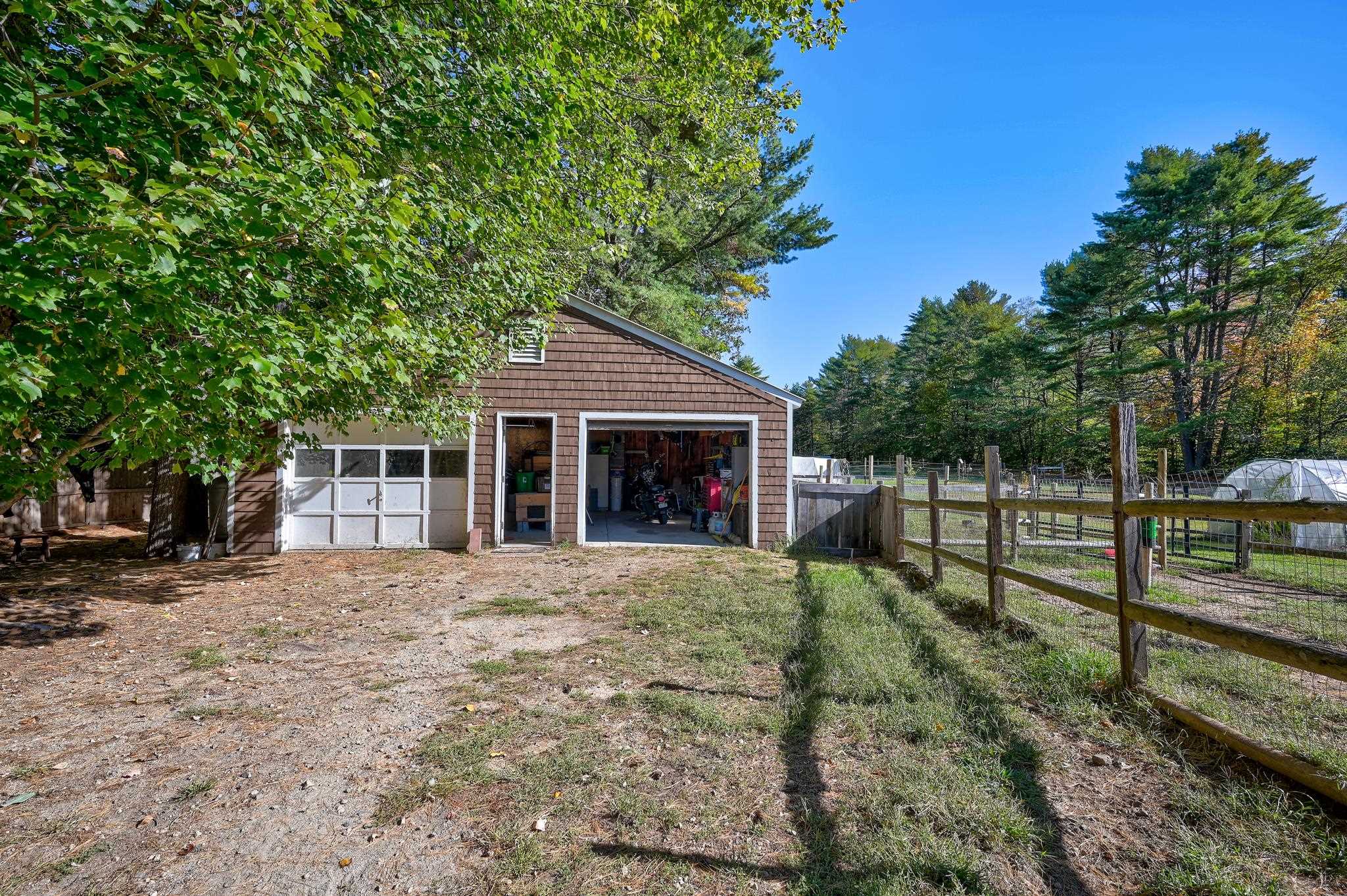 property viewer photo 40