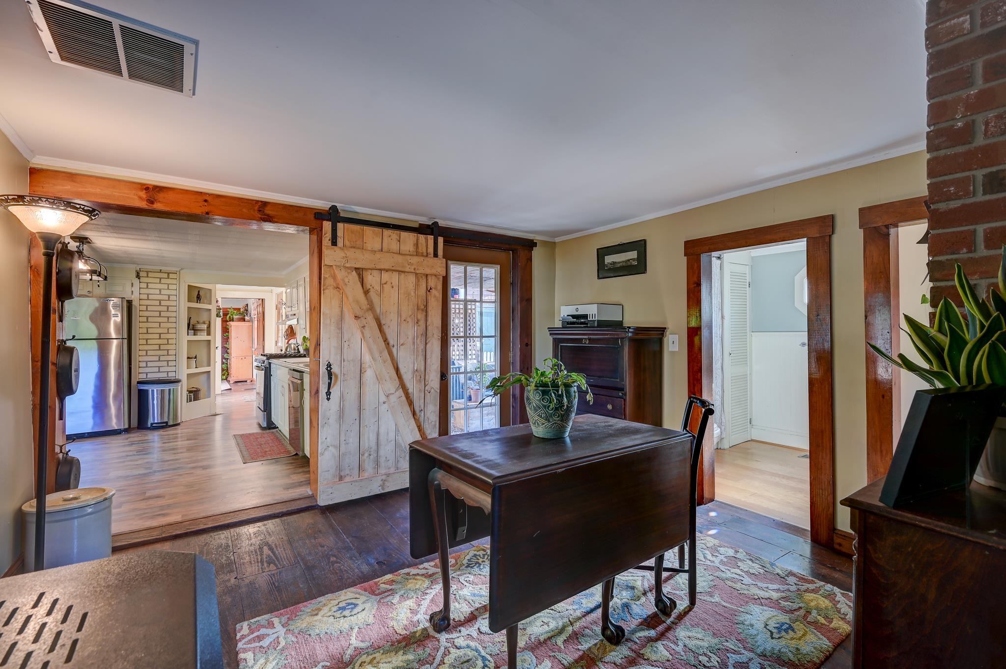 property viewer photo 9