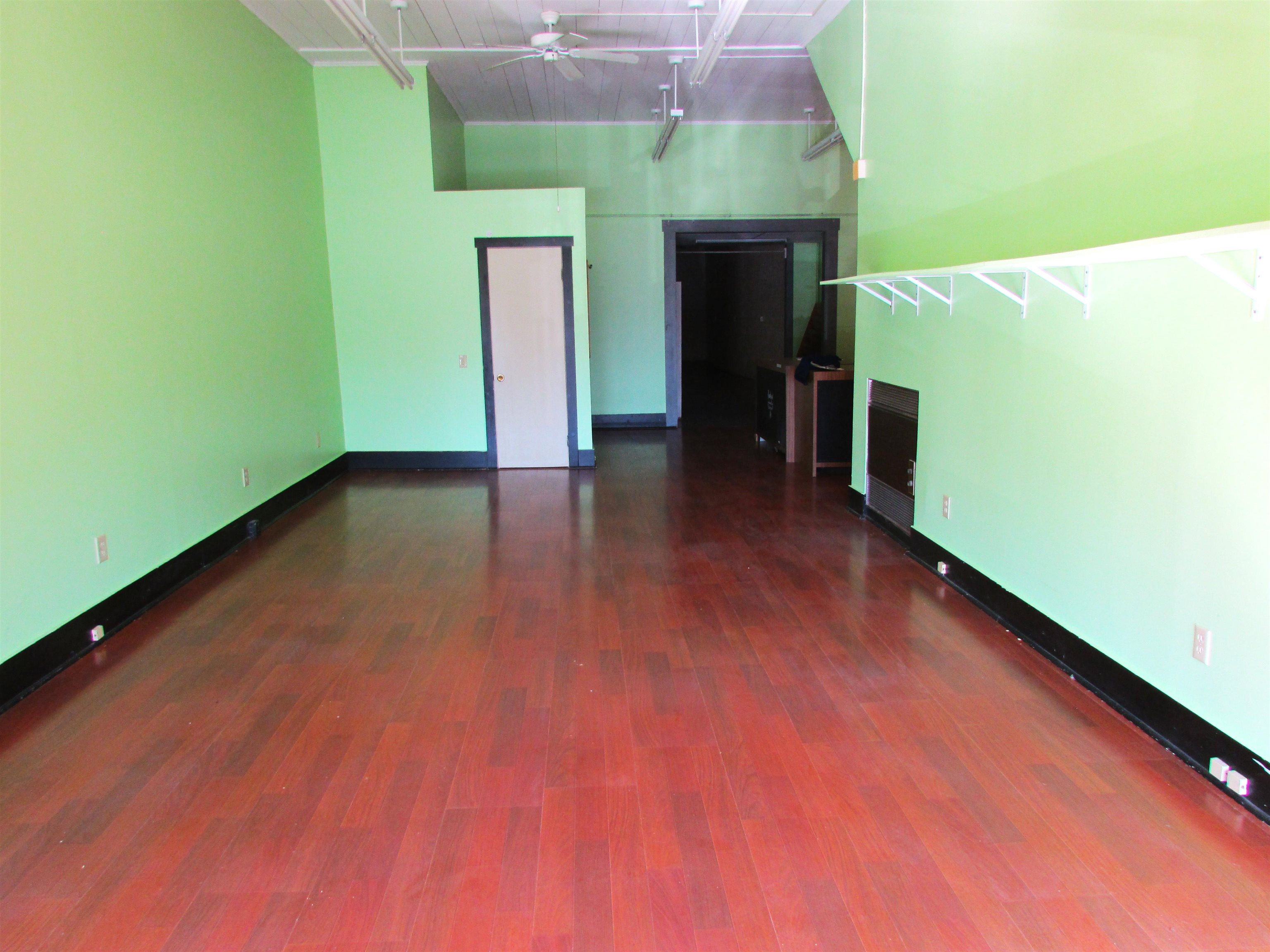 property viewer photo 7