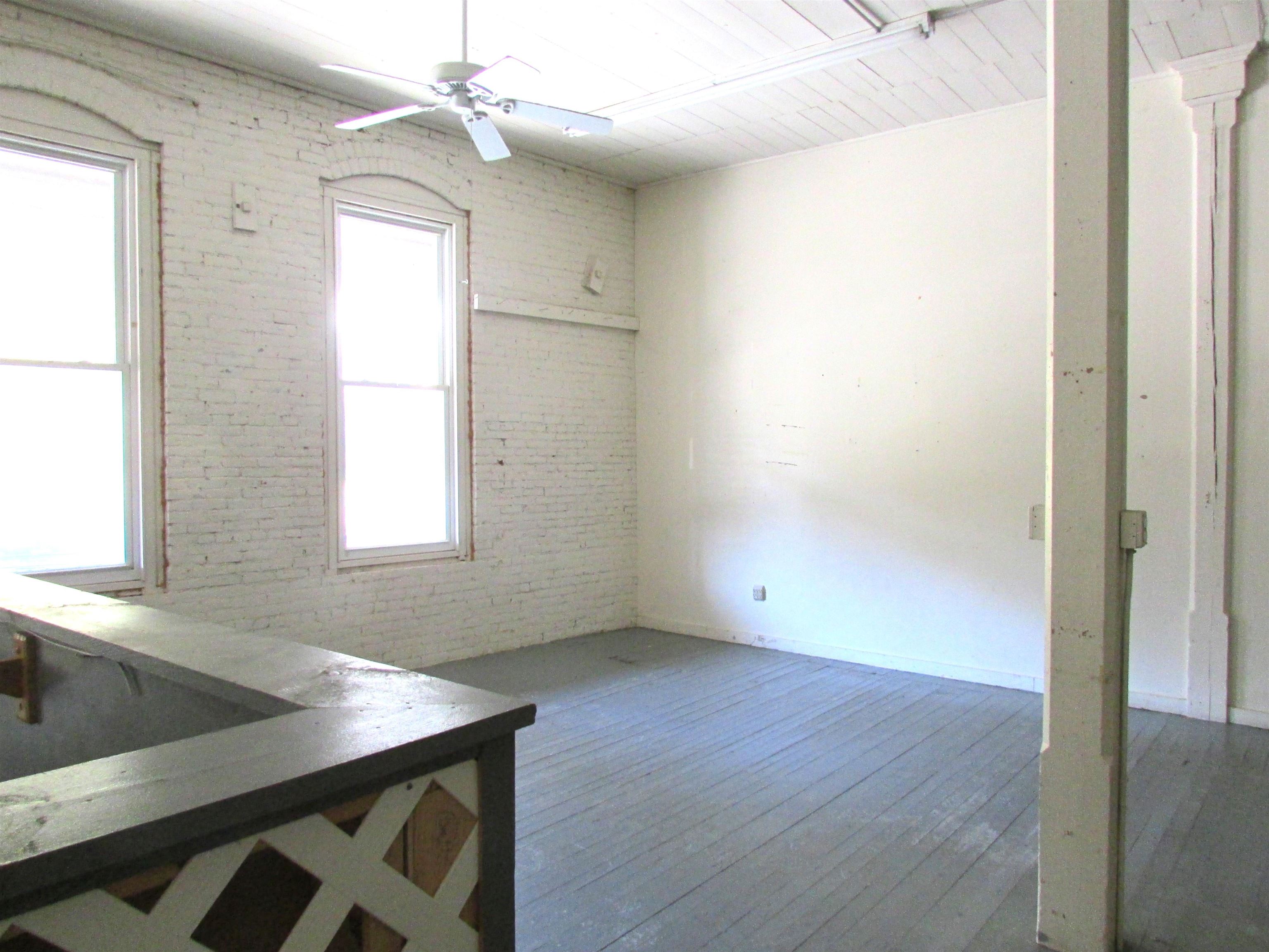 property viewer photo 9