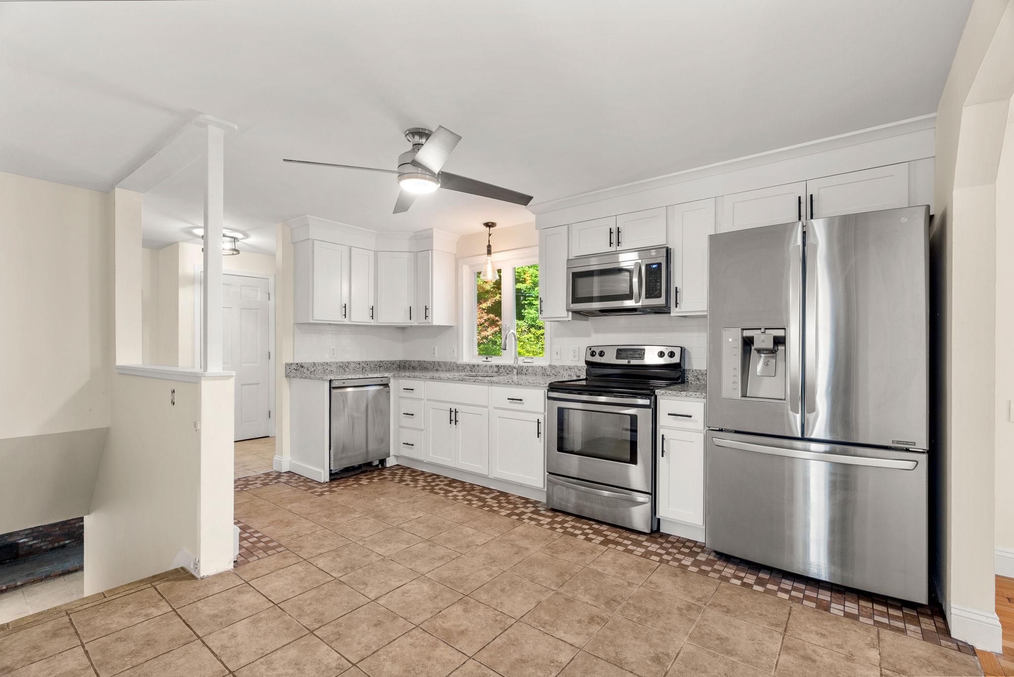 property viewer photo 13
