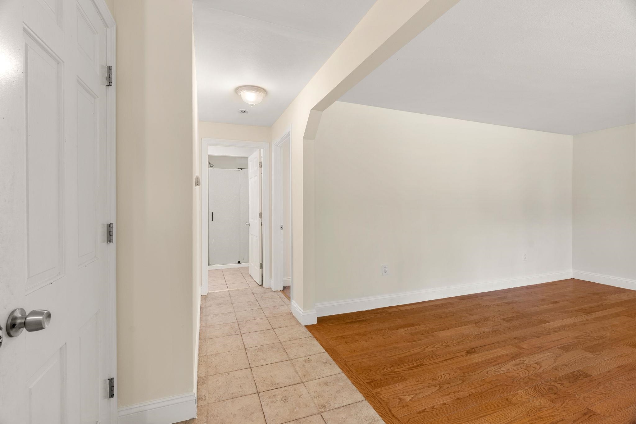 property viewer photo 21