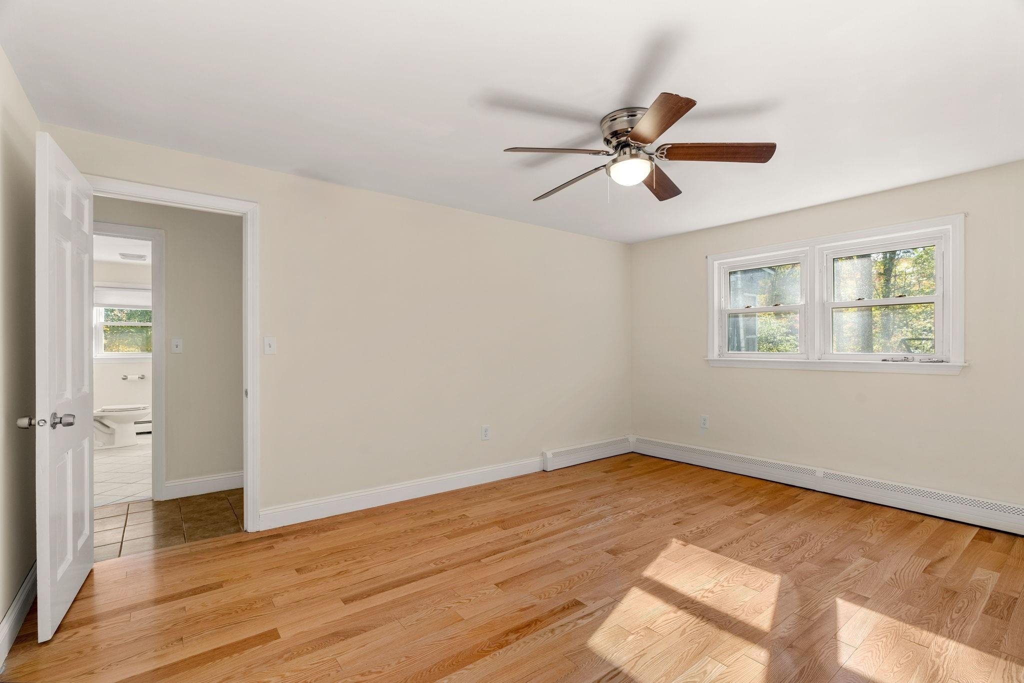 property viewer photo 24