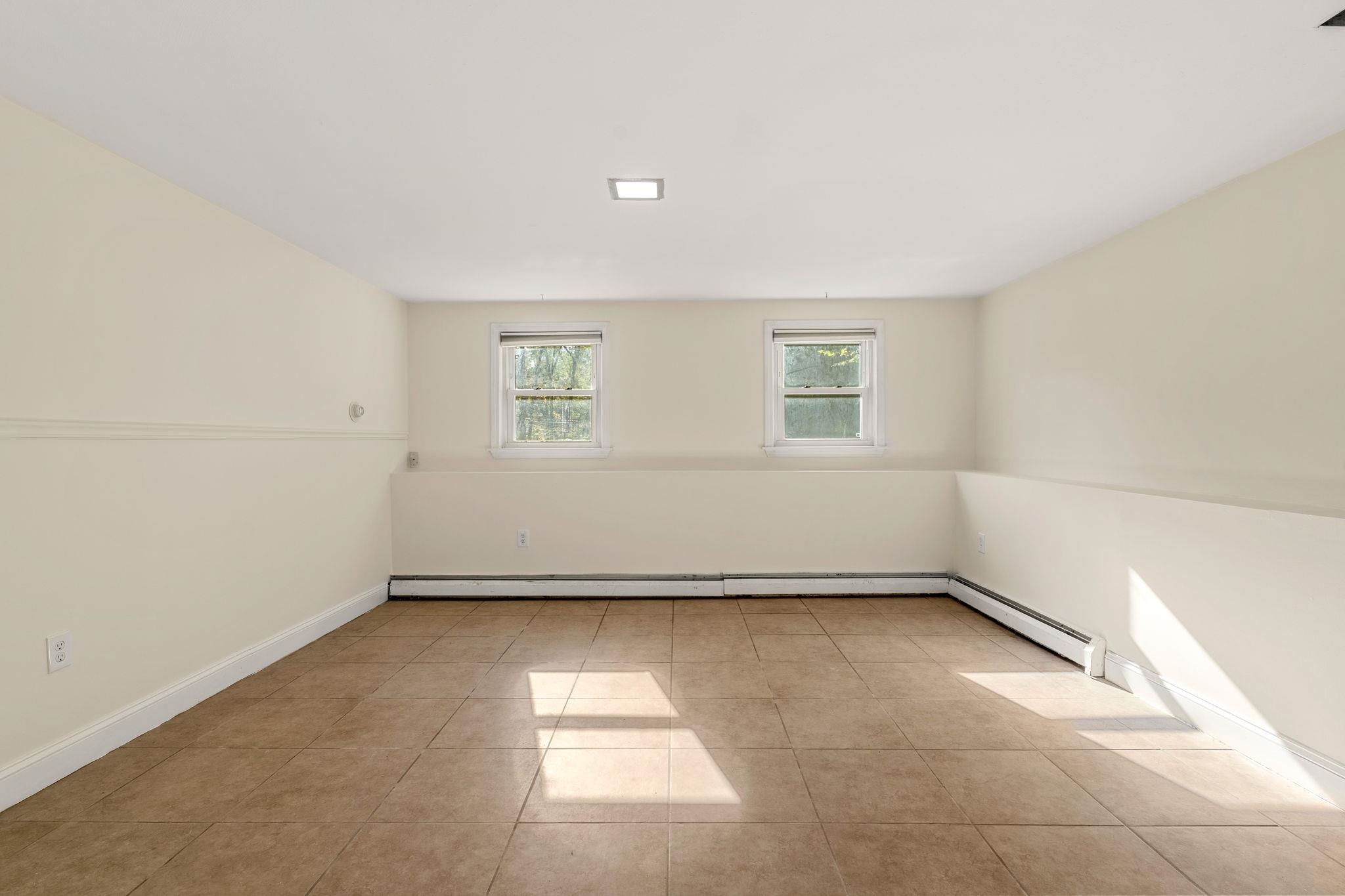 property viewer photo 33