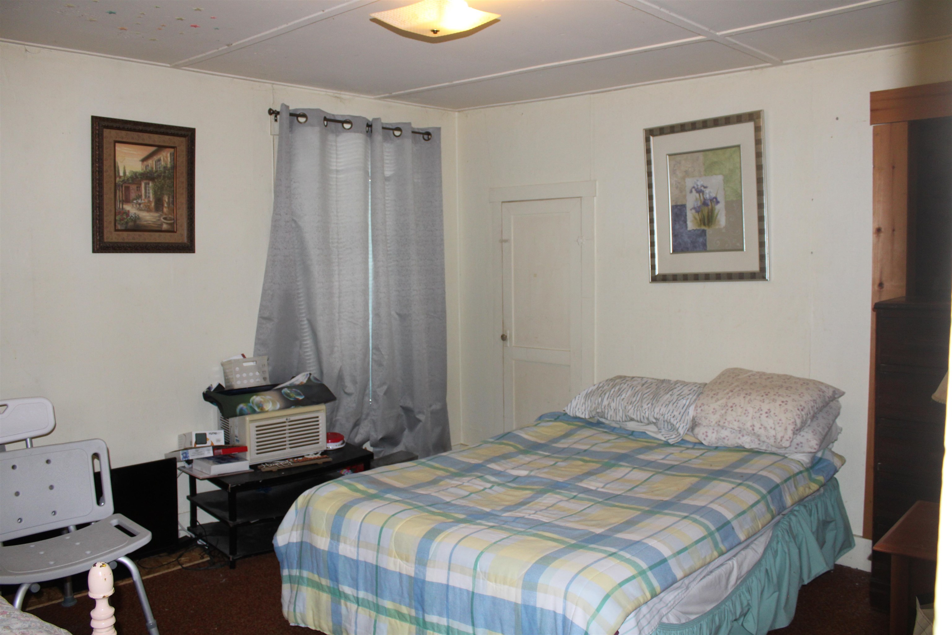 main property photo 37